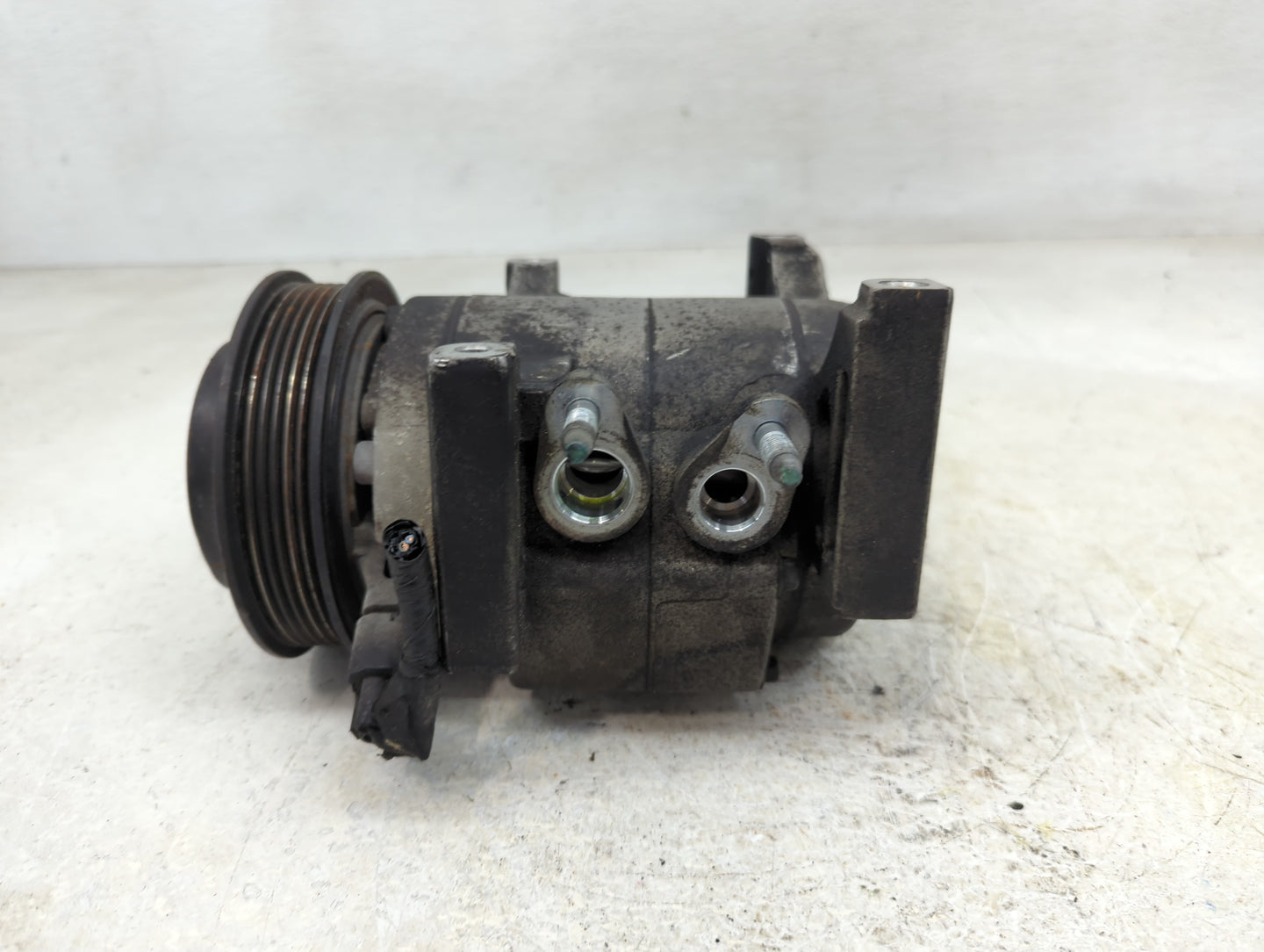 2011-2015 Jeep Grand Cherokee Air Conditioning A/c Ac Compressor Oem - Oemusedautoparts1.com