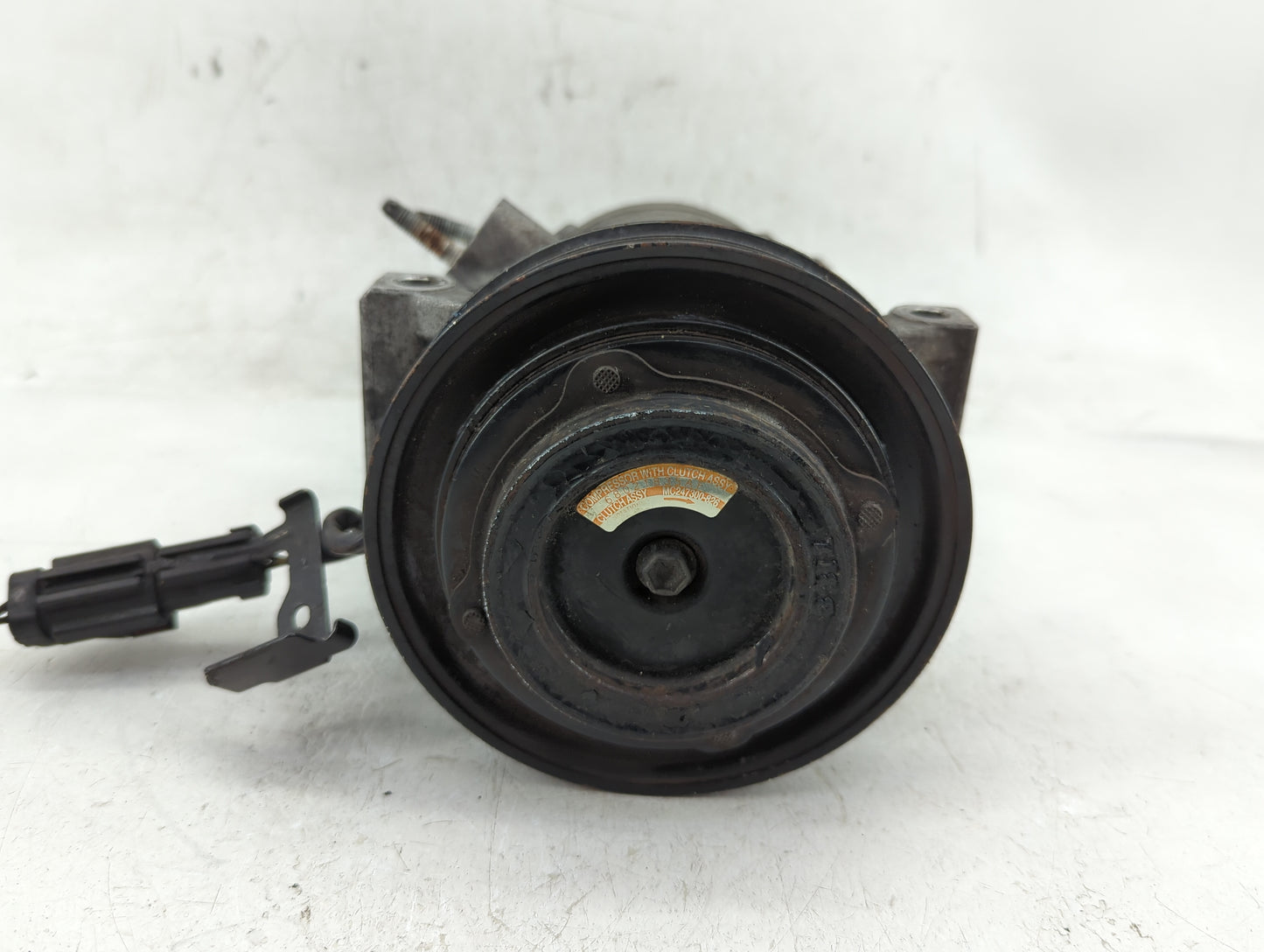 2014-2014 Jeep Grand Cherokee Air Conditioning A/c Ac Compressor Oem - Oemusedautoparts1.com