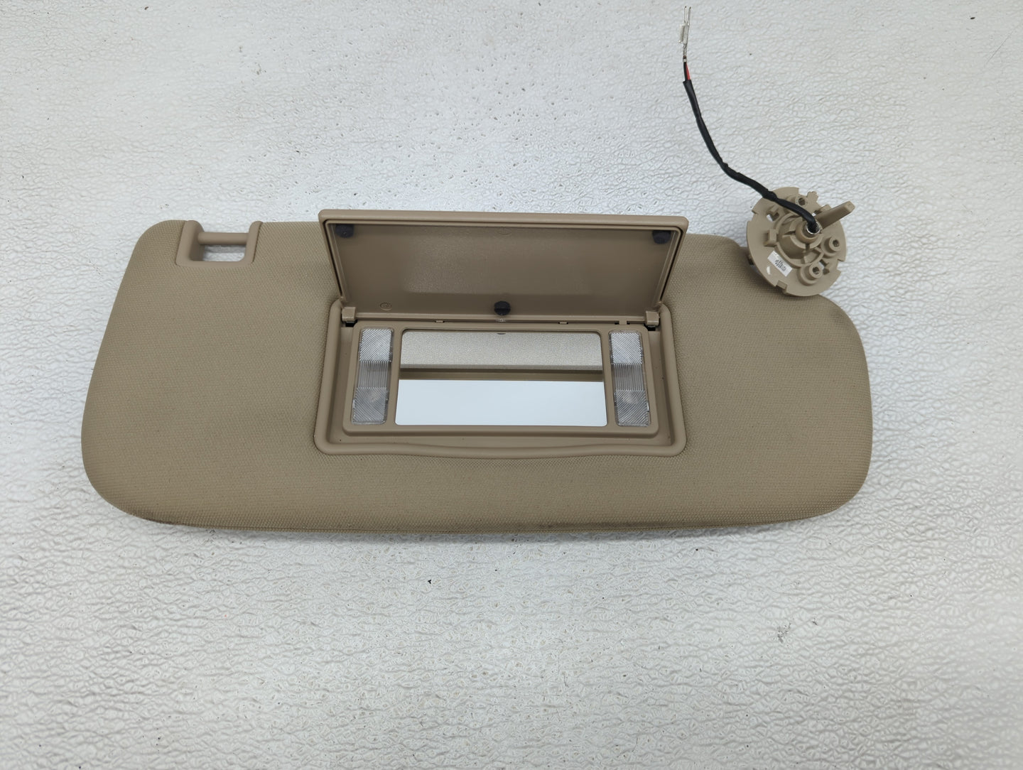 2014-2022 Jeep Grand Cherokee Sun Visor Shade Replacement Passenger Right Mirror Fits OEM Used Auto Parts - Oemusedautoparts