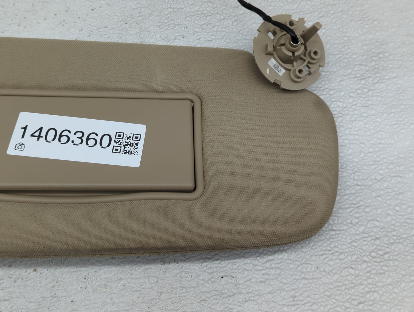 2014-2022 Jeep Grand Cherokee Sun Visor Shade Replacement Passenger Right Mirror Fits OEM Used Auto Parts - Oemusedautoparts