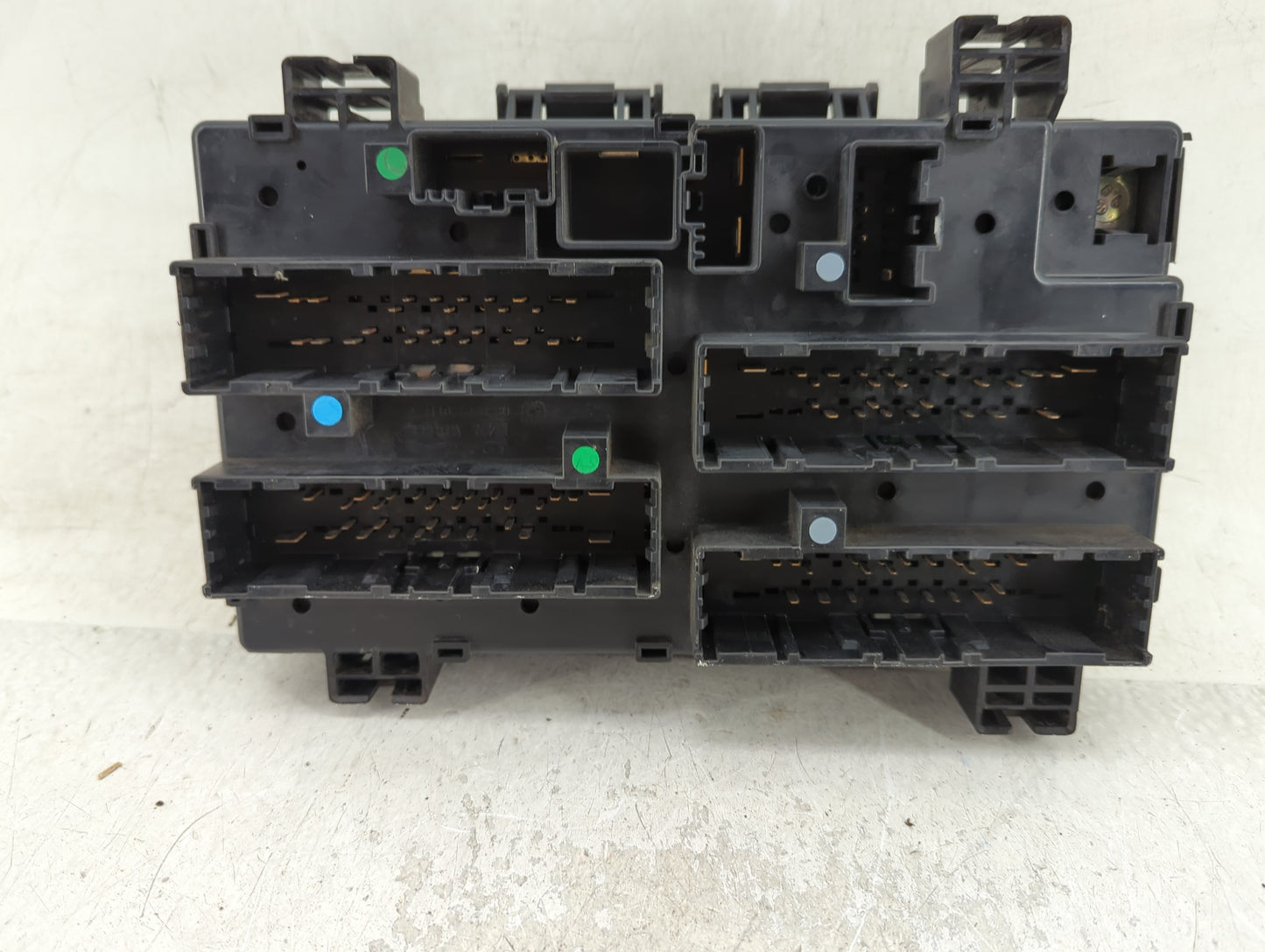 2014 Jeep Grand Cherokee Fusebox Fuse Box Panel Relay Module Fits OEM Used Auto Parts - Oemusedautoparts1.com