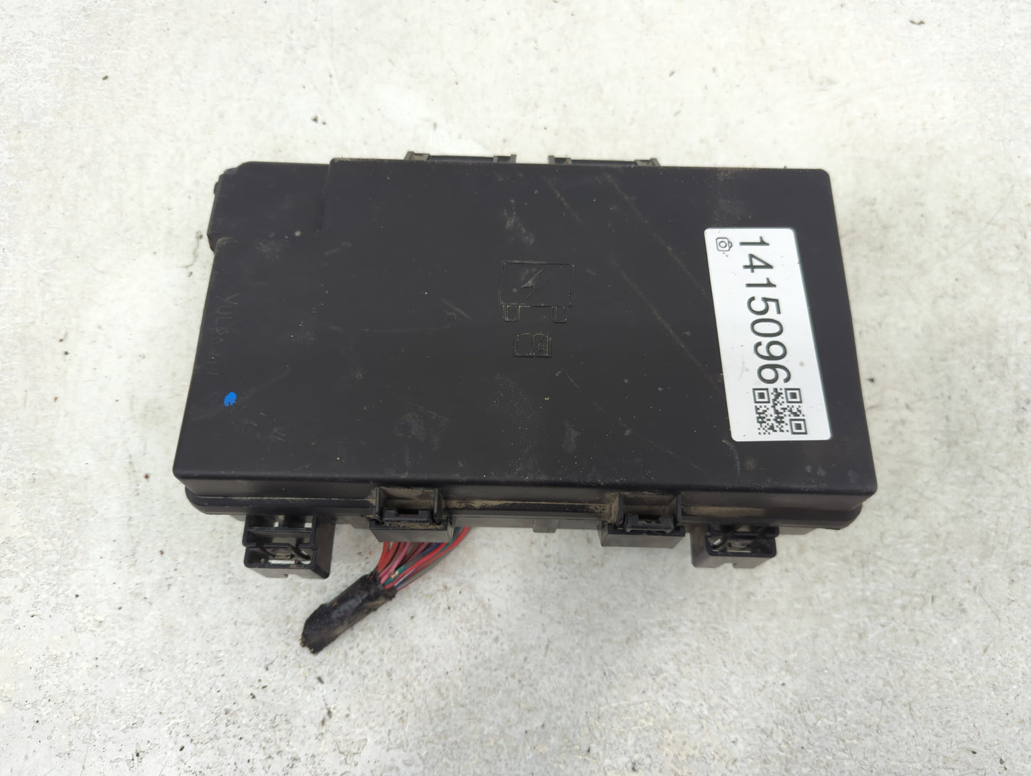 2014 Jeep Grand Cherokee Fusebox Fuse Box Panel Relay Module P/N:7140-1980-30 68194607AD Fits OEM Used Auto Parts - Oemuseda