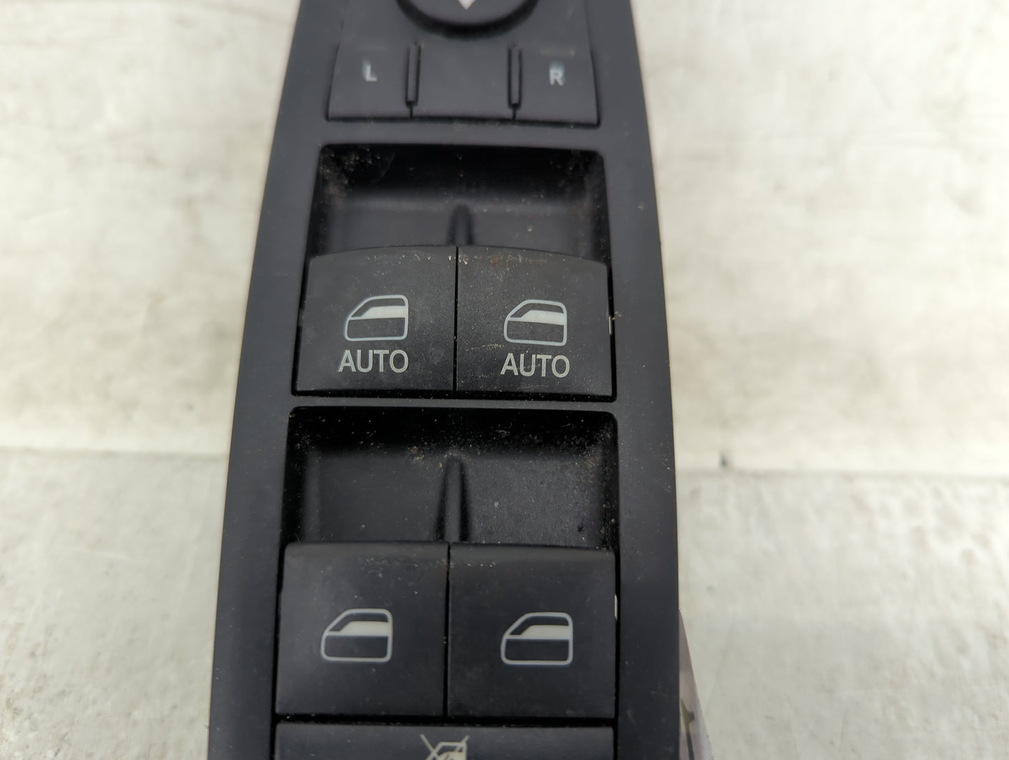 2014-2015 Jeep Grand Cherokee Master Power Window Switch Replacement Driver Side Left P/N:68184802AA Fits Fits 2014 2015 OEM