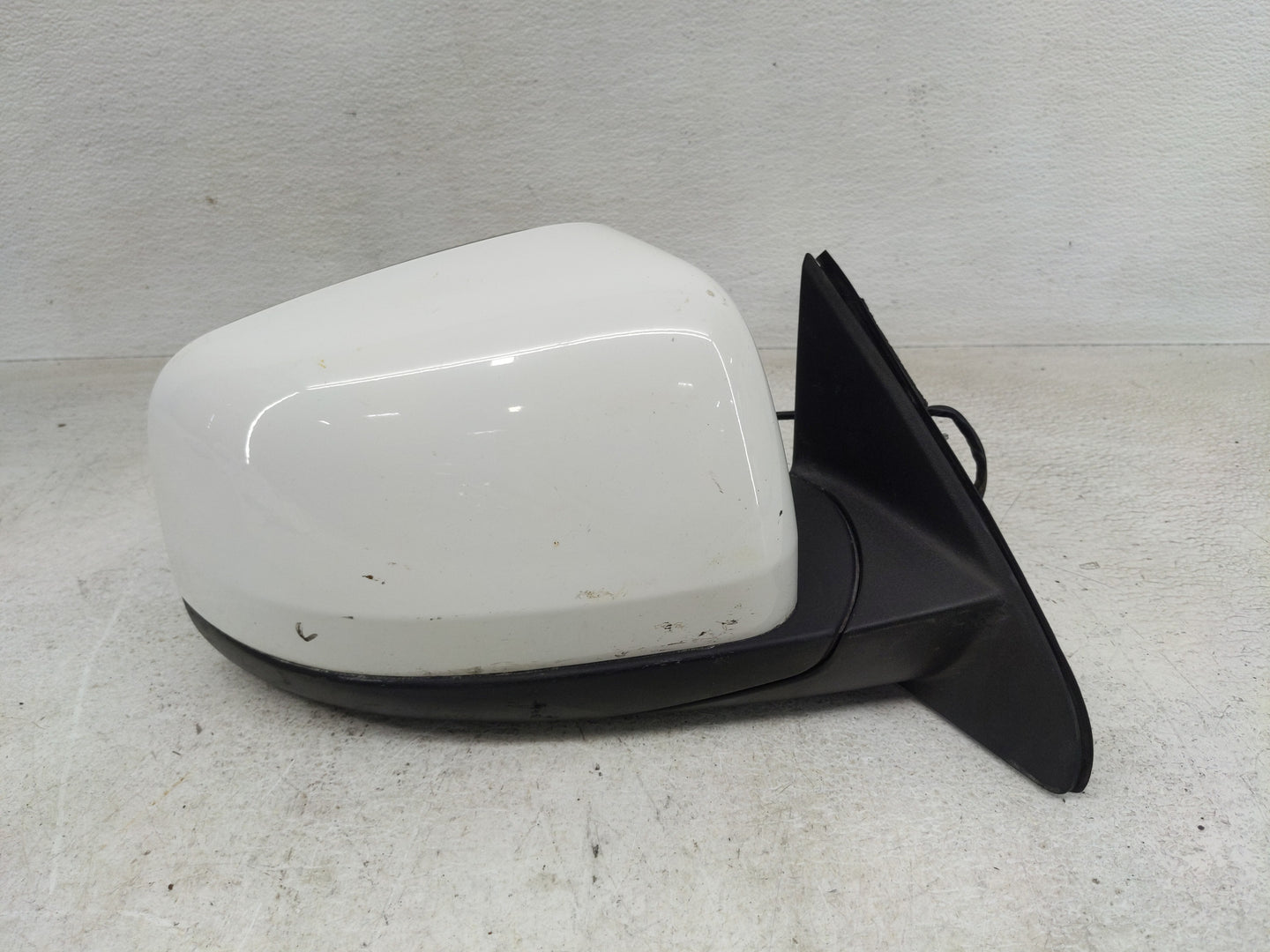 2011-2022 Jeep Grand Cherokee Passenger Side View Mirror - Right Door Mirror OEM Used - Oemusedautoparts1.com