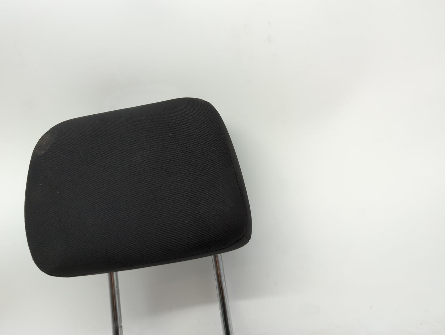 2014-2022 Jeep Grand Cherokee Headrest Head Rest Rear Seat Fits Fits 2014 2015 2016 2017 2018 2019 2020 2021 2022 OEM Used A