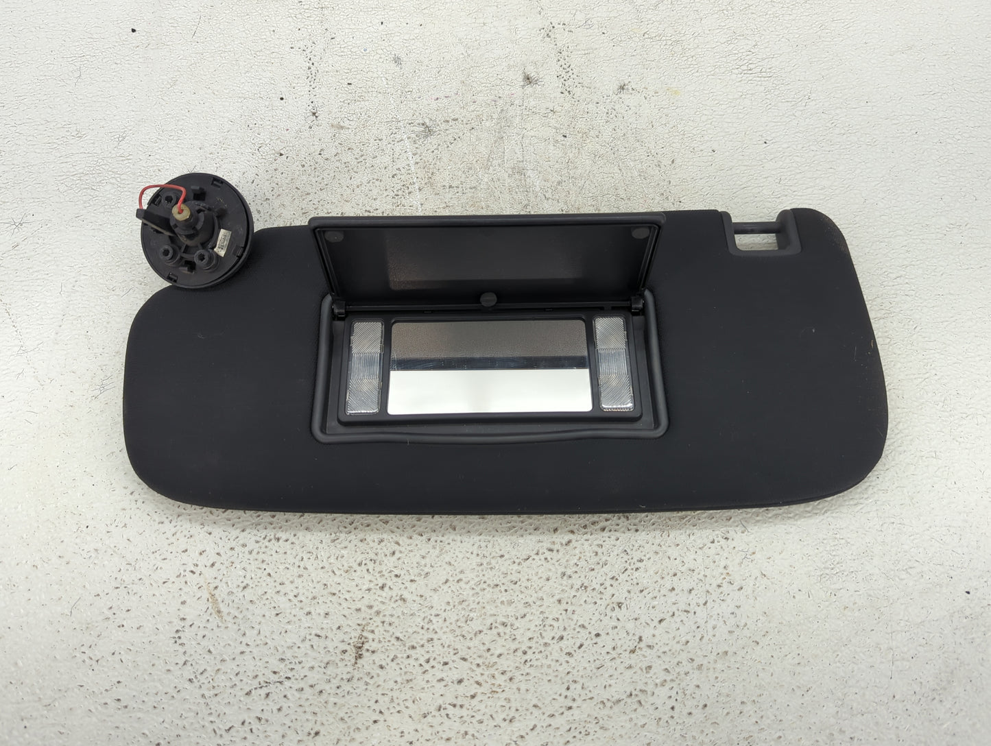 2014-2022 Jeep Grand Cherokee Sun Visor Shade Replacement Driver Left Mirror Fits OEM Used Auto Parts - Oemusedautoparts1.co