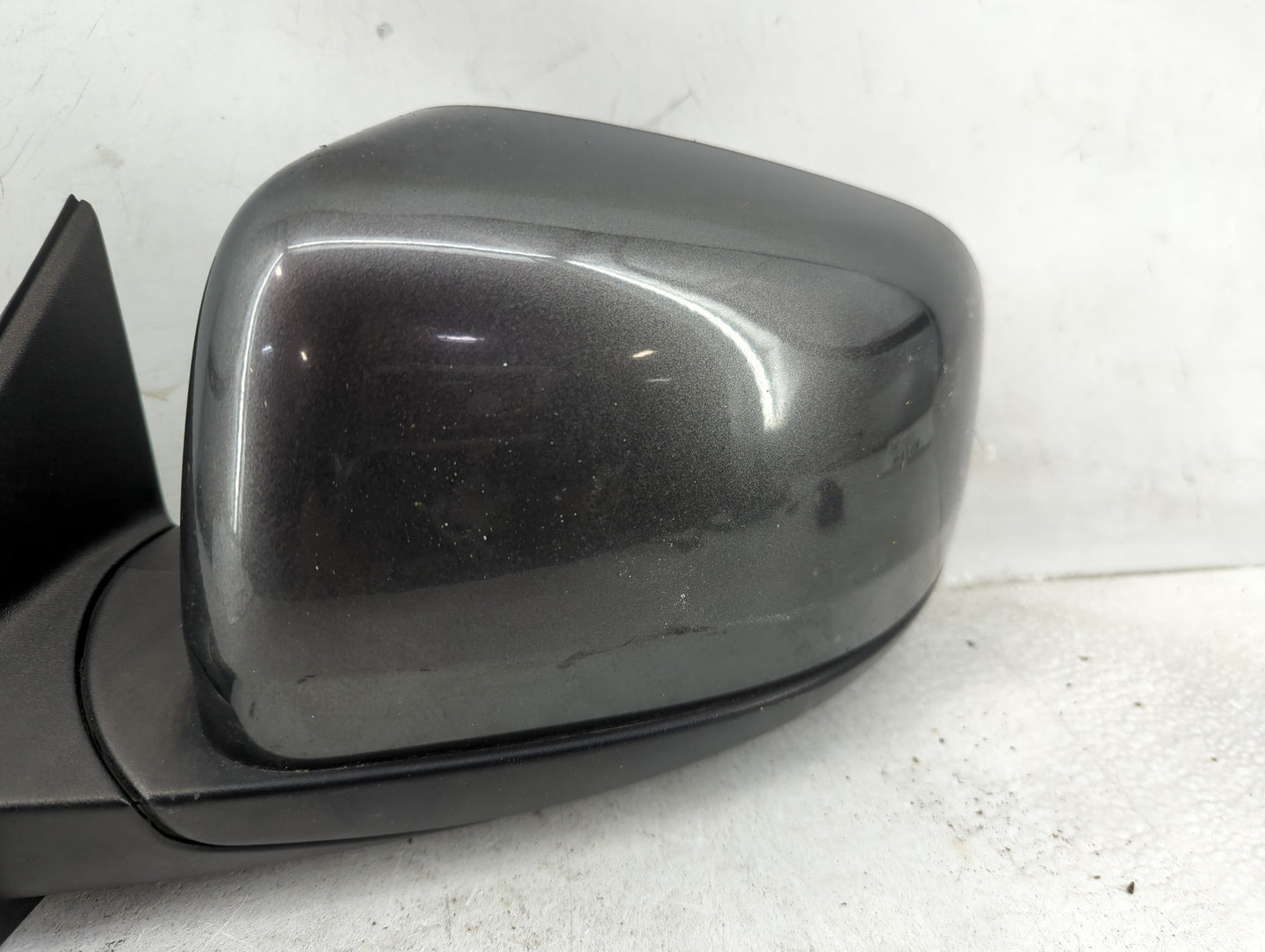 2011-2022 Jeep Grand Cherokee Driver Side View Mirror - Left Door Mirror OEM Used - Oemusedautoparts1.com
