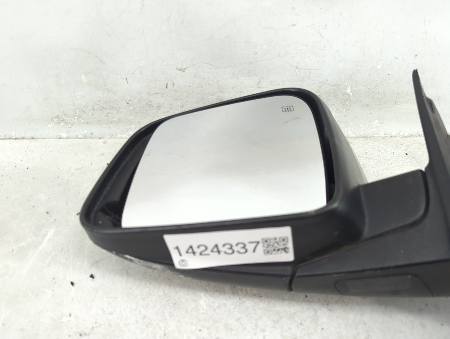 2011-2022 Jeep Grand Cherokee Driver Side View Mirror - Left Door Mirror OEM Used - Oemusedautoparts1.com