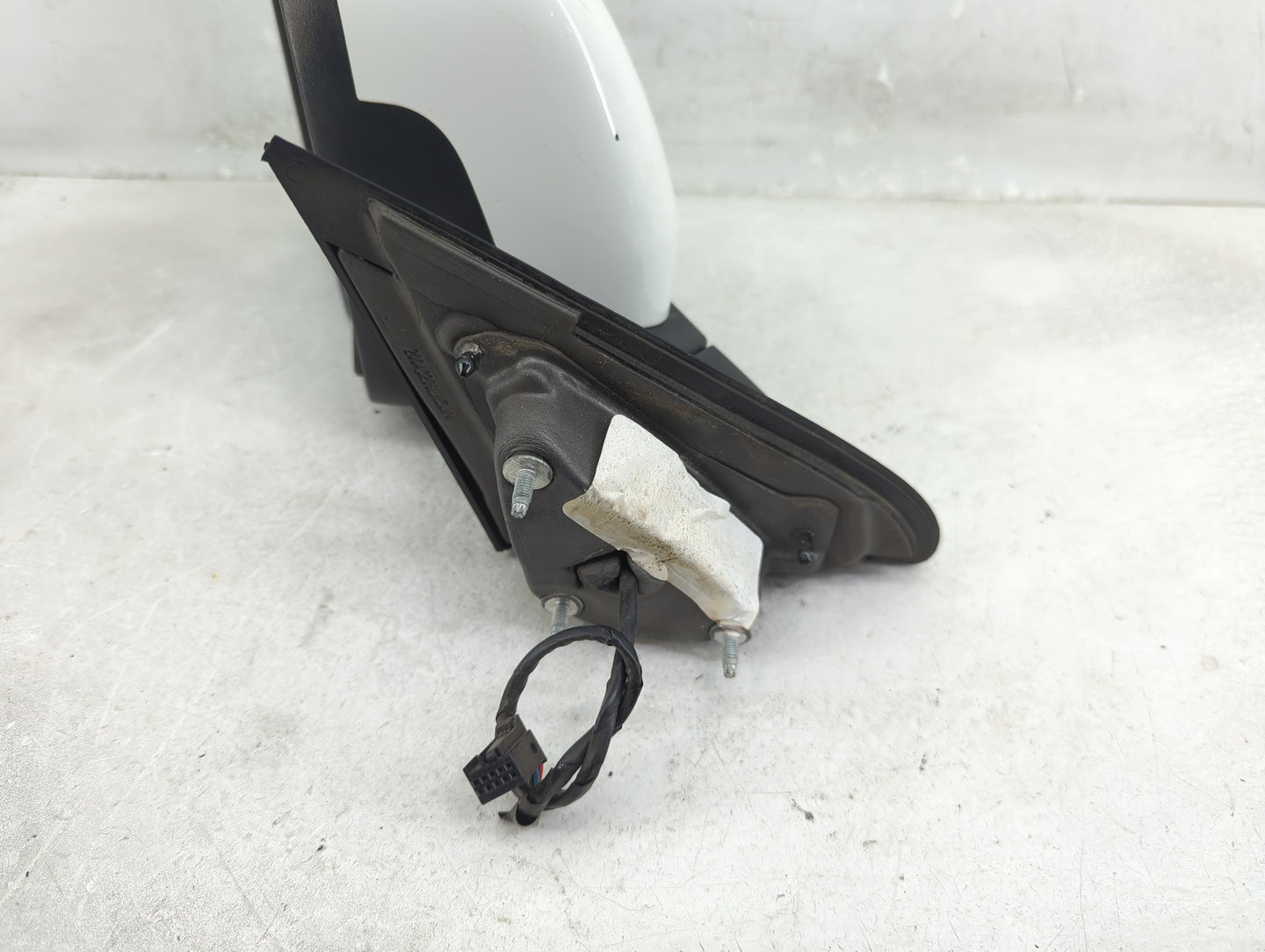 2011-2022 Jeep Grand Cherokee Driver Side View Mirror - Left Door Mirror OEM Used - Oemusedautoparts1.com