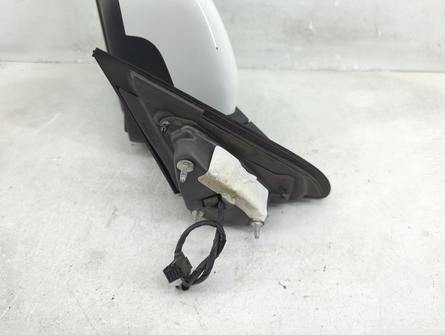 2011-2022 Jeep Grand Cherokee Driver Side View Mirror - Left Door Mirror OEM Used - Oemusedautoparts1.com
