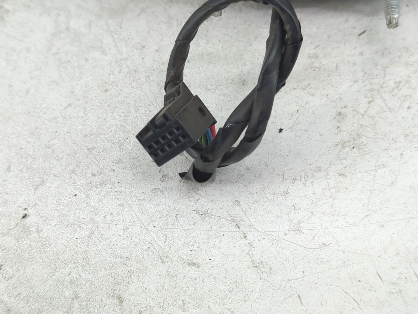 2011-2022 Jeep Grand Cherokee Driver Side View Mirror - Left Door Mirror OEM Used - Oemusedautoparts1.com