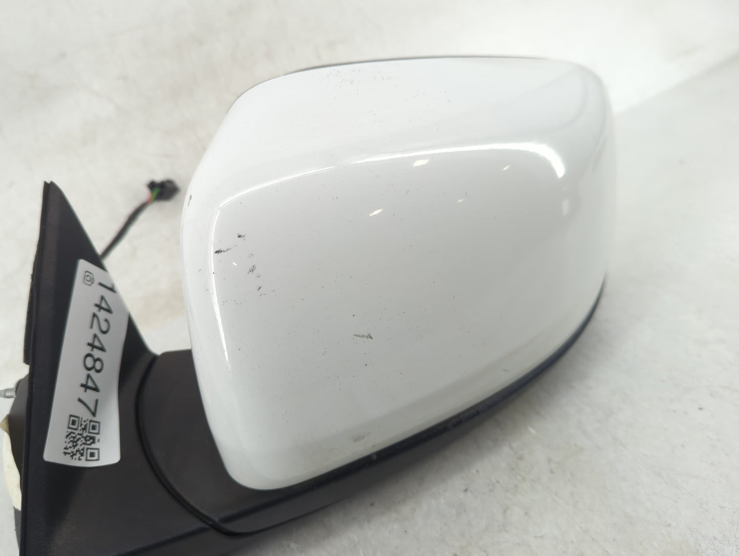 2011-2022 Jeep Grand Cherokee Driver Side View Mirror - Left Door Mirror OEM Used - Oemusedautoparts1.com