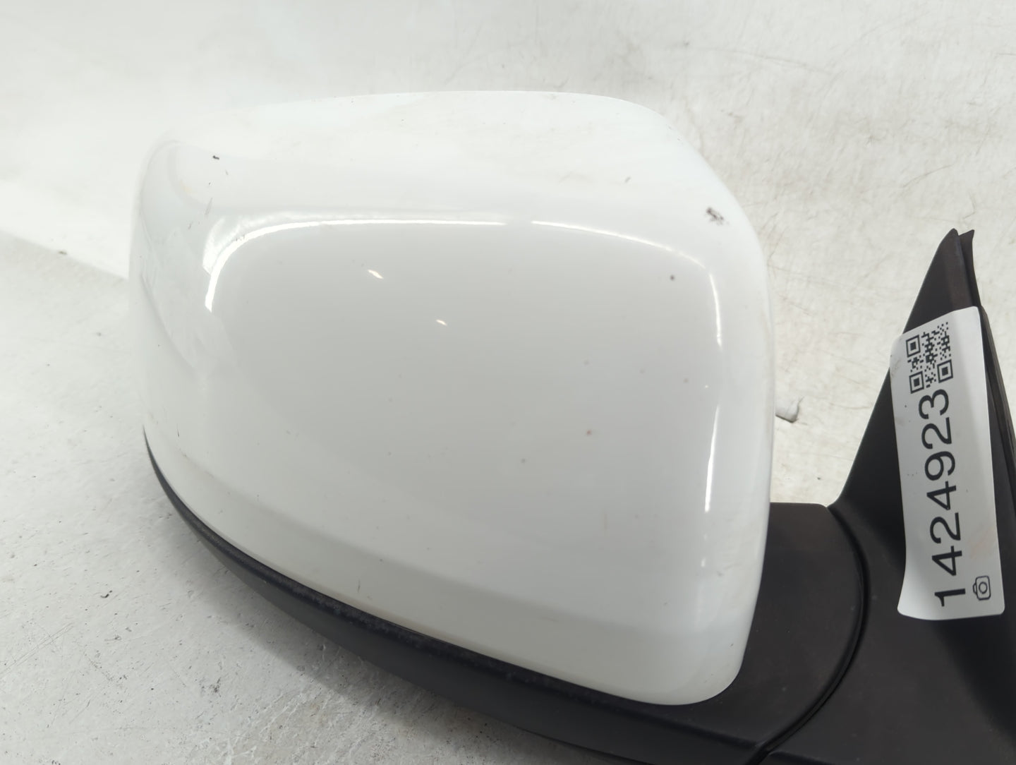 2011-2022 Jeep Grand Cherokee Passenger Side View Mirror - Right Door Mirror OEM Used - Oemusedautoparts1.com