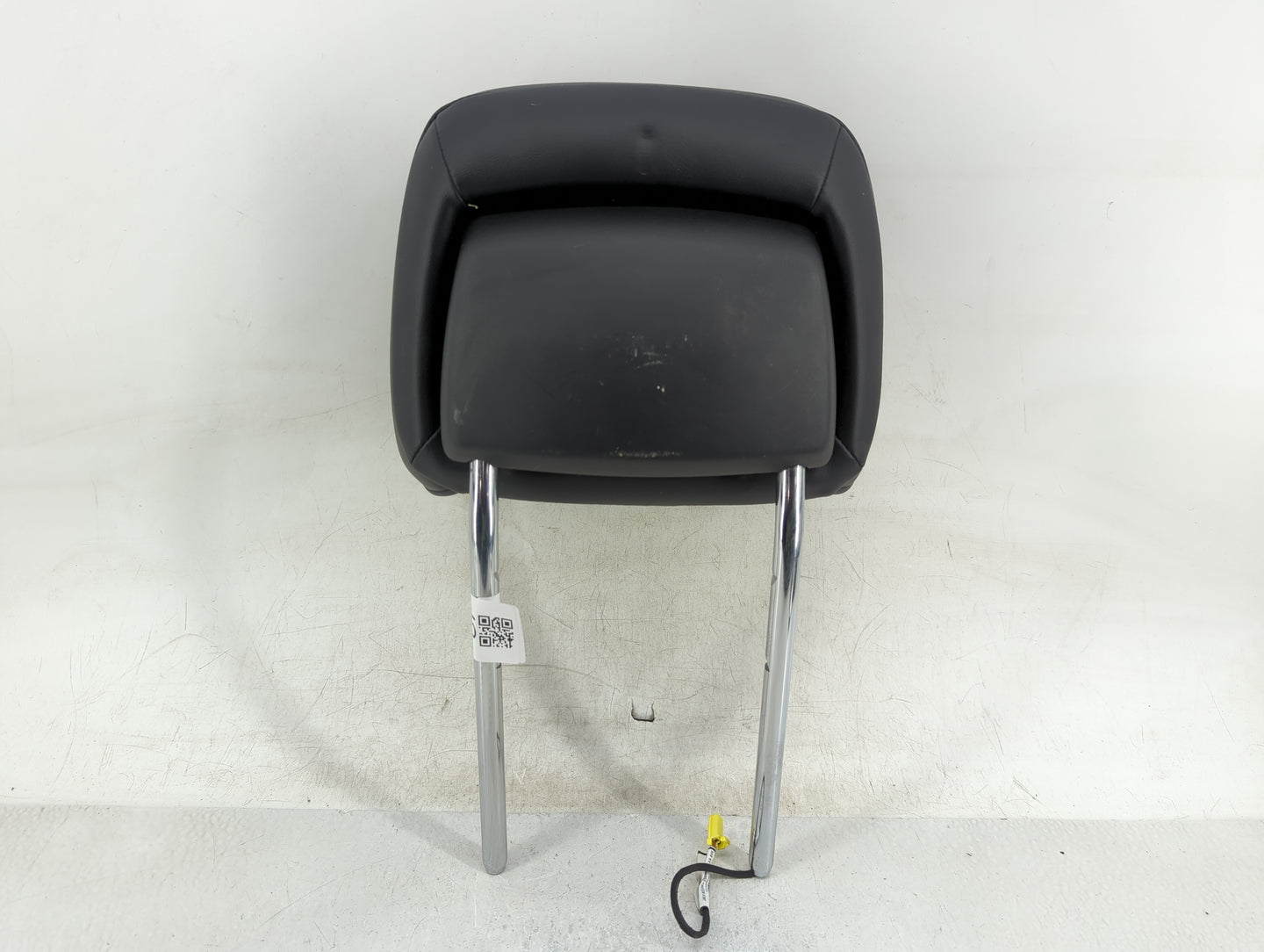 2014 Jeep Grand Cherokee Headrest Head Rest Front Driver Passenger Seat - Oemusedautoparts1.com