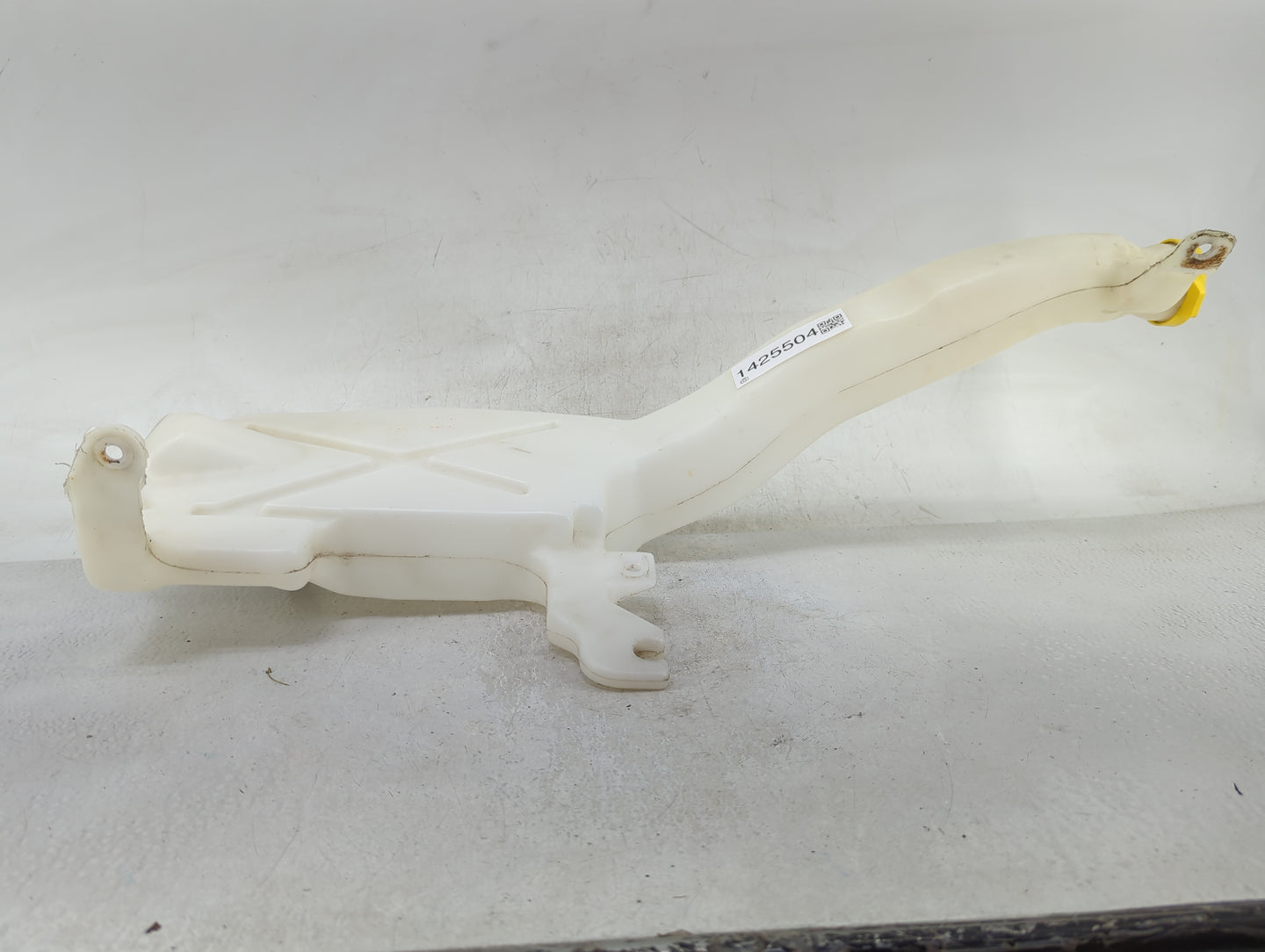 2014 Jeep Grand Cherokee Windshield Washer Fluid Reservoir Bottle Oem - Oemusedautoparts1.com