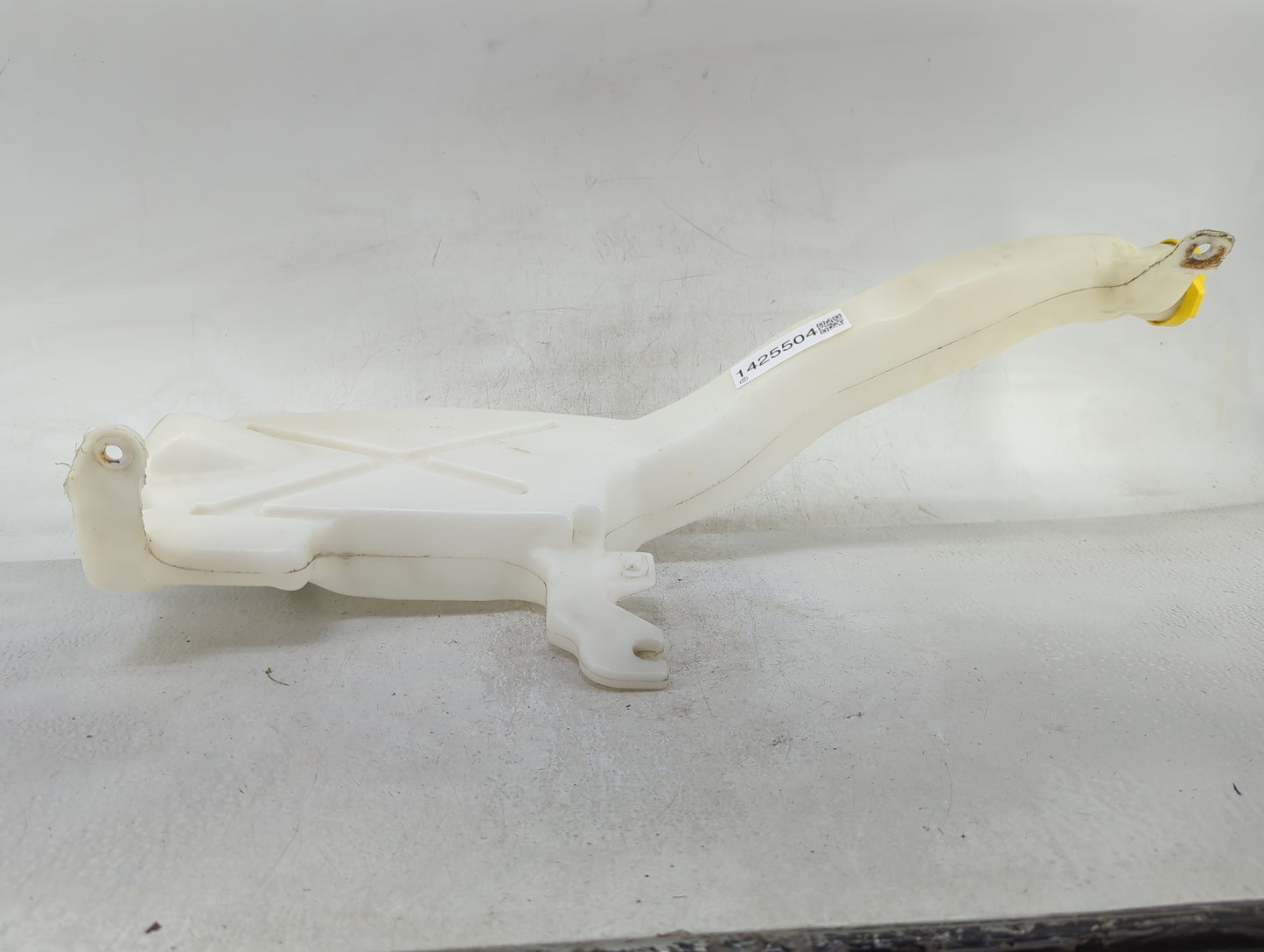2014 Jeep Grand Cherokee Windshield Washer Fluid Reservoir Bottle Oem - Oemusedautoparts1.com