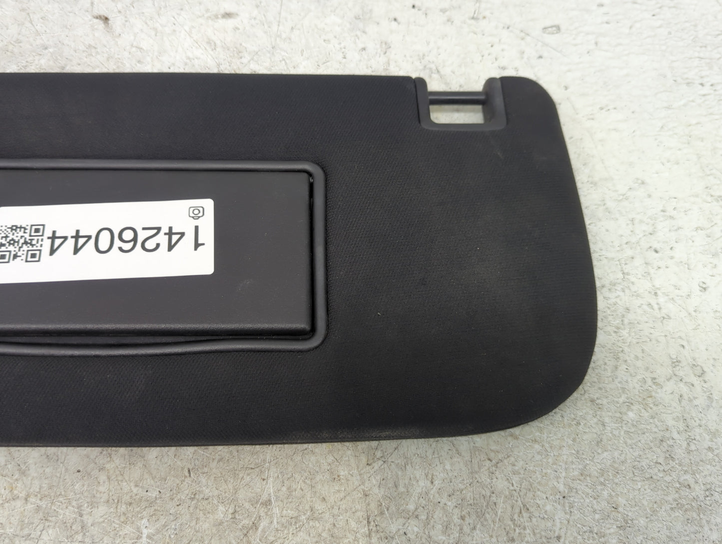 2014-2022 Jeep Grand Cherokee Sun Visor Shade Replacement Driver Left Mirror Fits OEM Used Auto Parts - Oemusedautoparts1.co