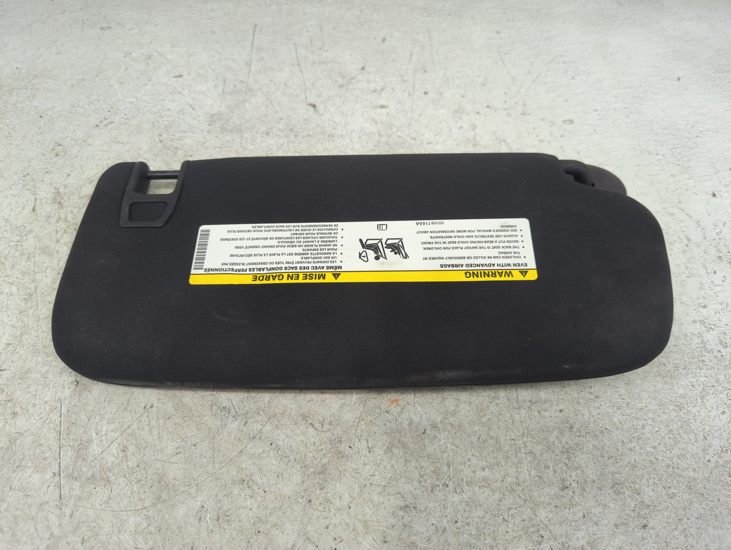 2014-2022 Jeep Grand Cherokee Sun Visor Shade Replacement Driver Left Mirror Fits OEM Used Auto Parts - Oemusedautoparts1.co