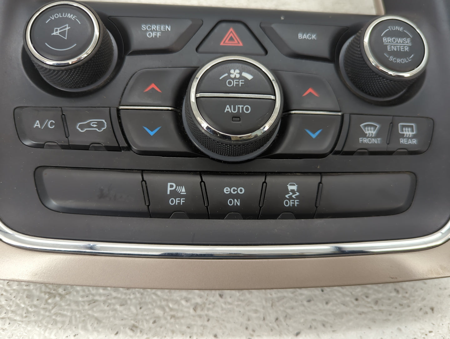 2014-2015 Jeep Grand Cherokee Climate Control Module Temperature AC/Heater Replacement P/N:P05091840AE Fits Fits 2014 2015 O