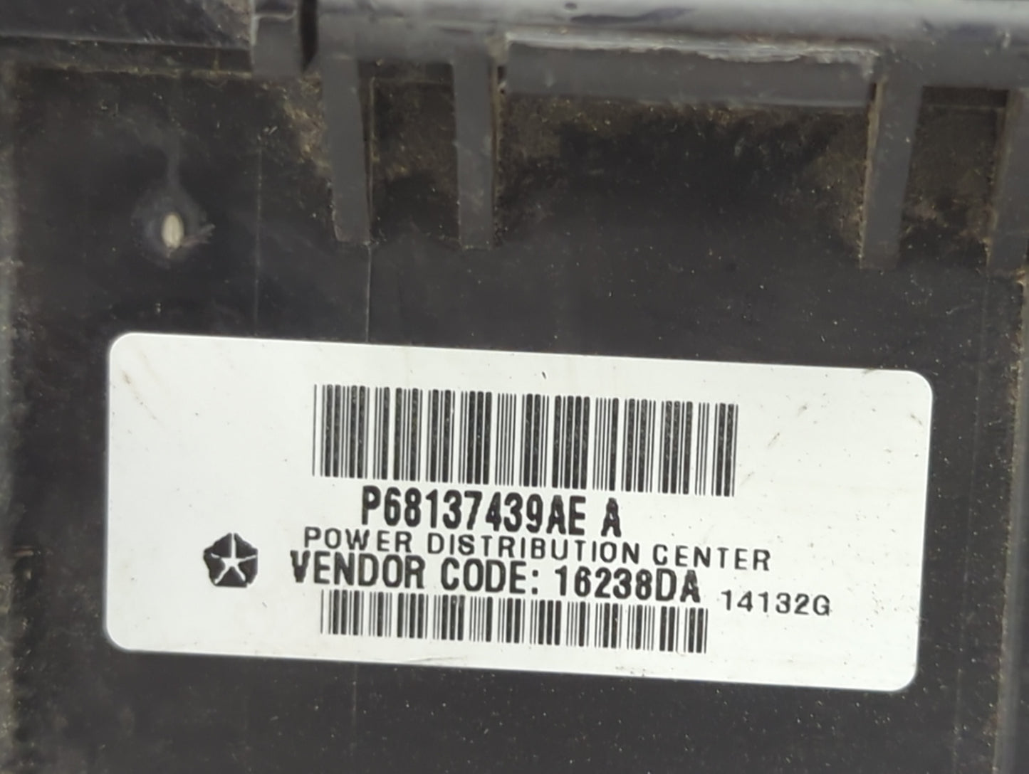 2014 Jeep Grand Cherokee Fusebox Fuse Box Panel Relay Module P/N:P68137439AE Fits OEM Used Auto Parts - Oemusedautoparts1.co