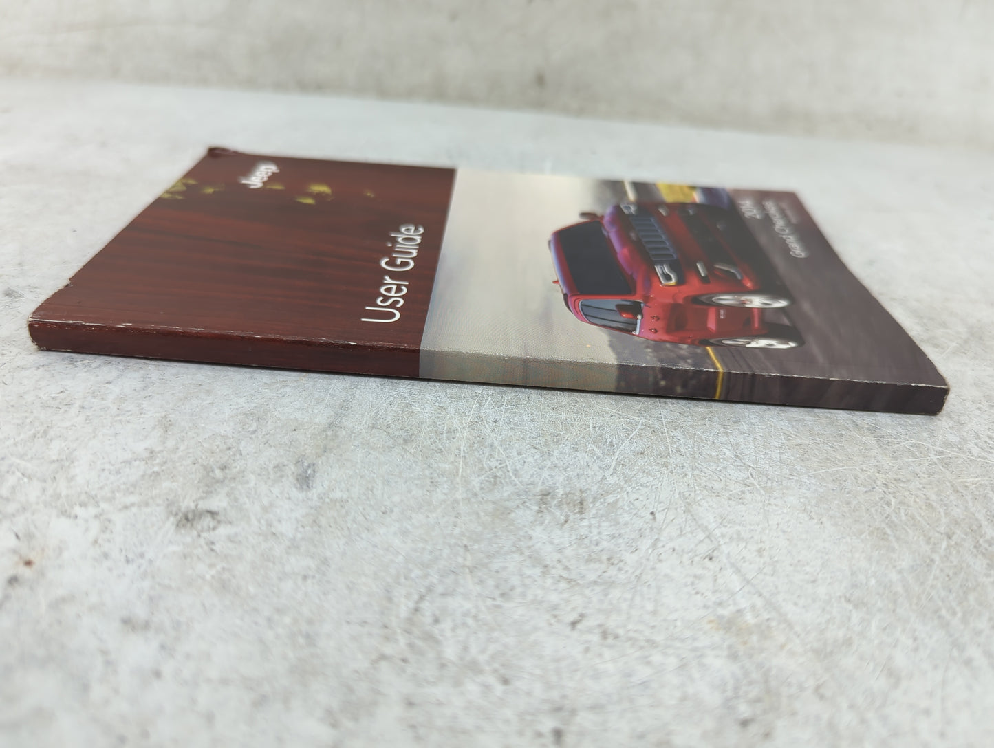 2014 Jeep Grand Cherokee Owners Manual Book Guide P/N:14WK741-926-AA OEM Used Auto Parts - Oemusedautoparts1.com