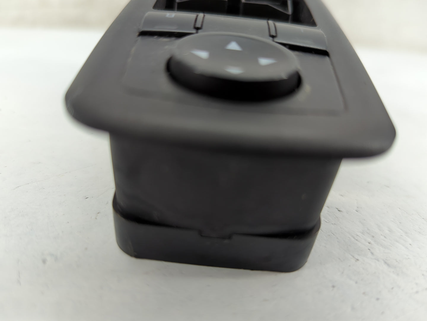 2014-2015 Jeep Grand Cherokee Master Power Window Switch Replacement Driver Side Left Fits Fits 2014 2015 OEM Used Auto Part