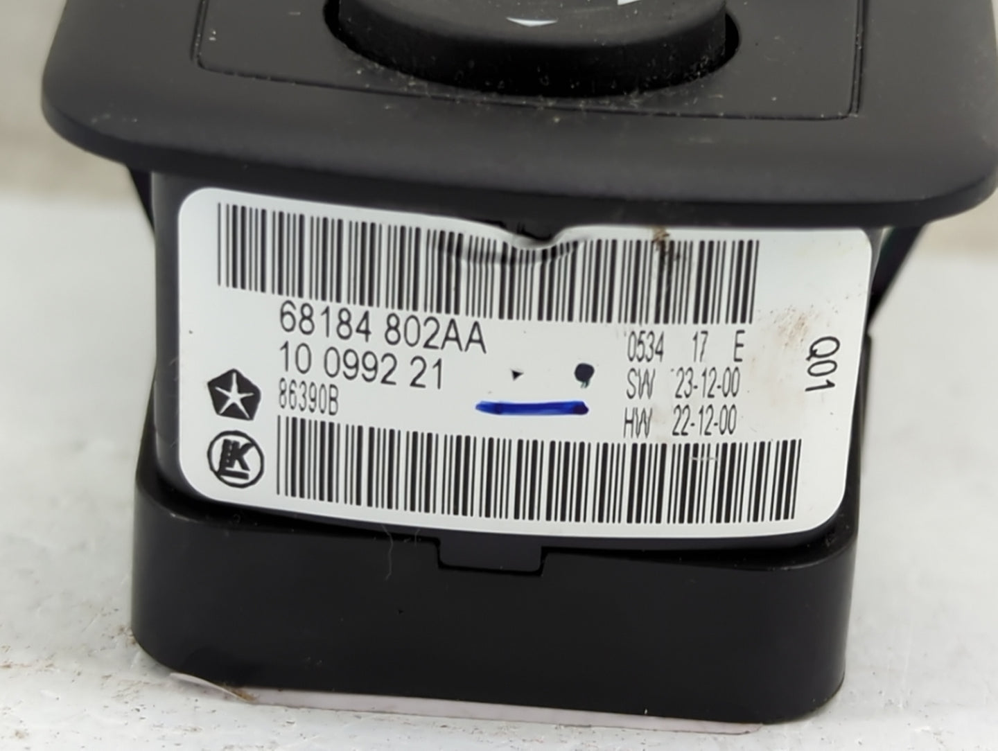 2014-2015 Jeep Grand Cherokee Master Power Window Switch Replacement Driver Side Left P/N:68184802AA Fits Fits 2014 2015 OEM