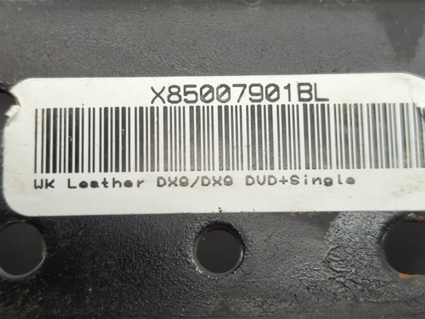 2014 Jeep Grand Cherokee Center Console Armrest Cover Lid P/N:X85007901BL Fits OEM Used Auto Parts - Oemusedautoparts1.com