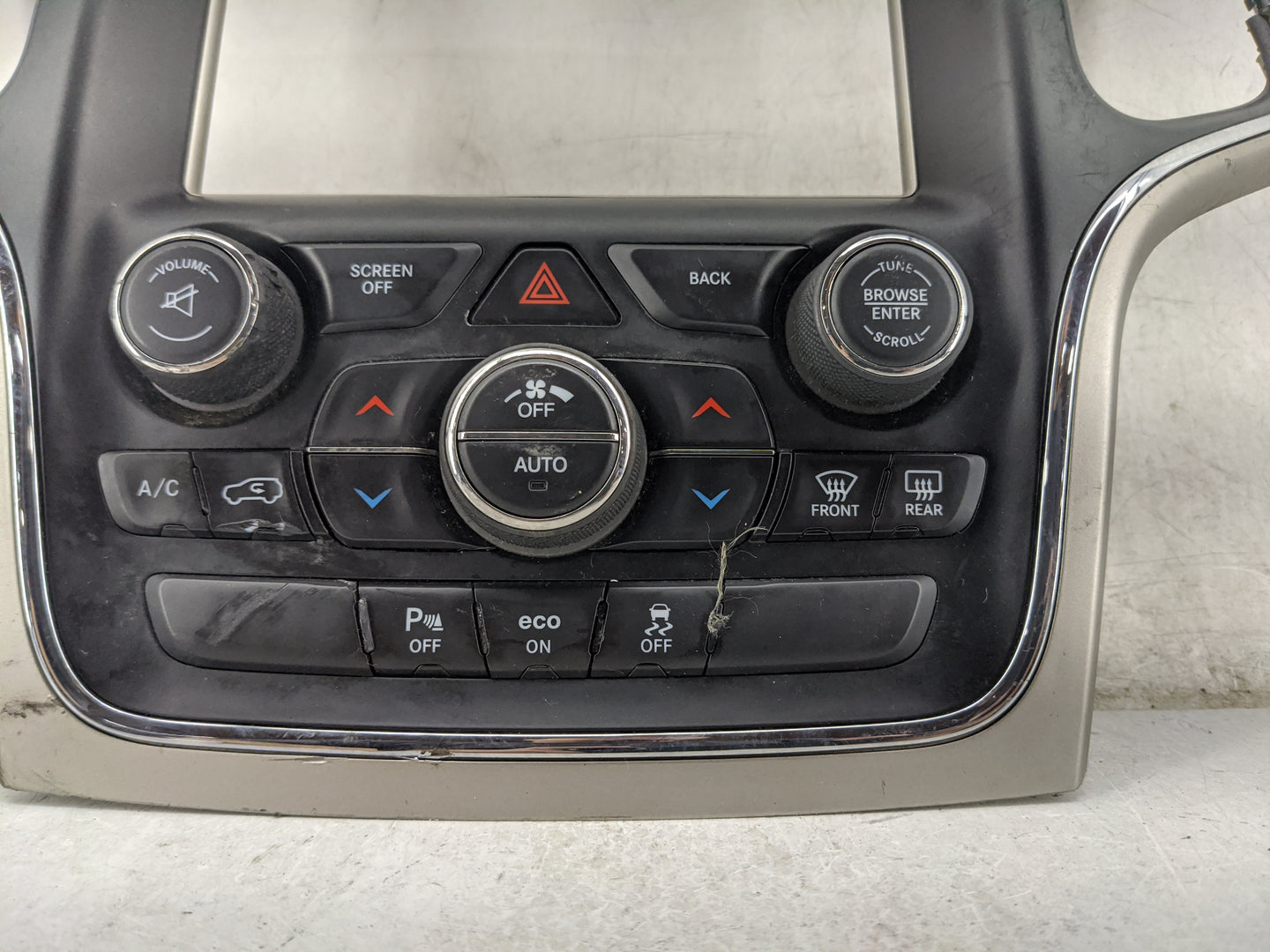 2014 Jeep Grand Cherokee Radio Control Panel 1468163 - Oemusedautoparts1.com