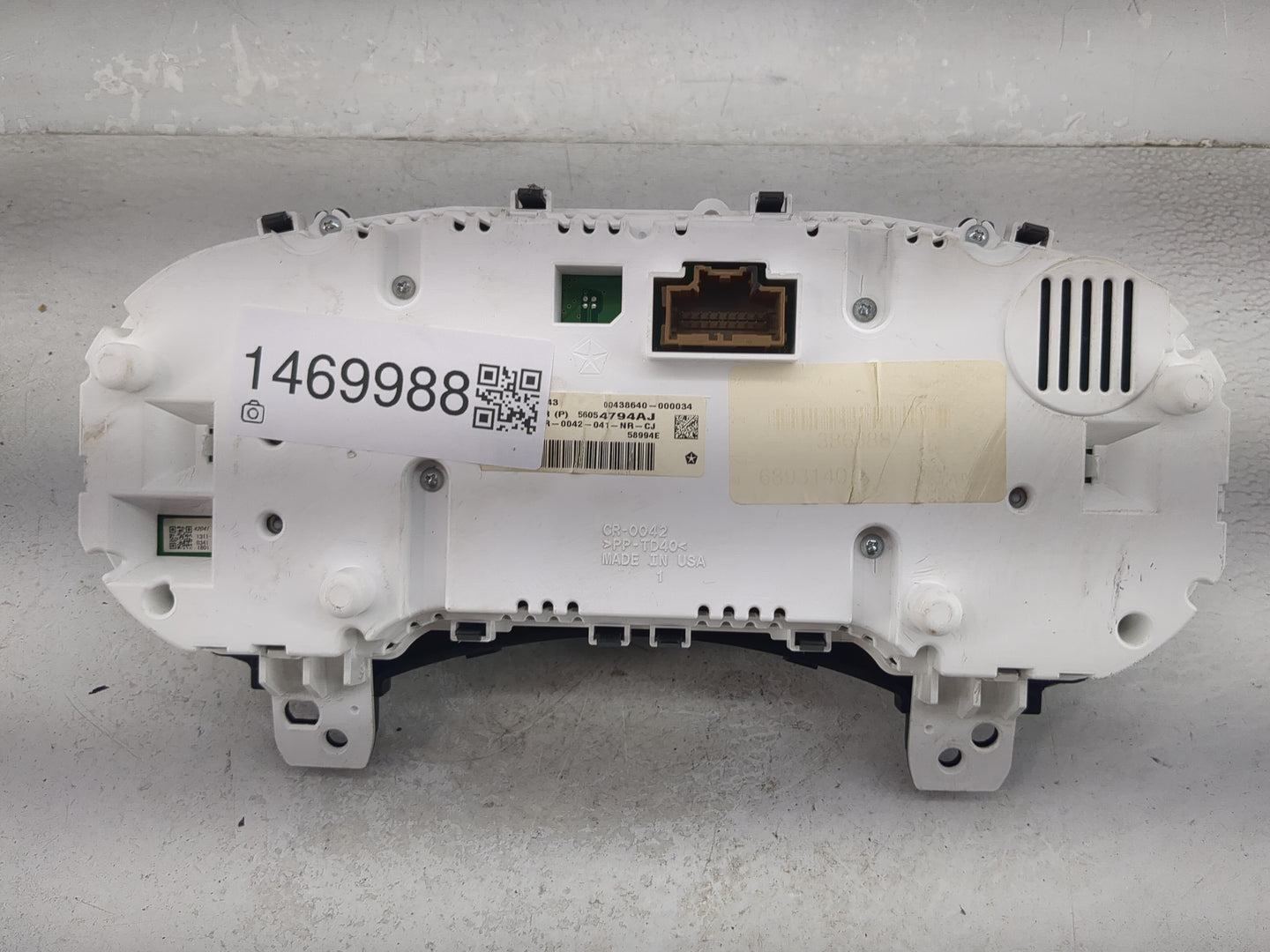 2014 Jeep Grand Cherokee Instrument Cluster Speedometer Gauges P/N:56054794AJ 00438640-000034, CR-0042-041-NR-CJ Miles: Fits