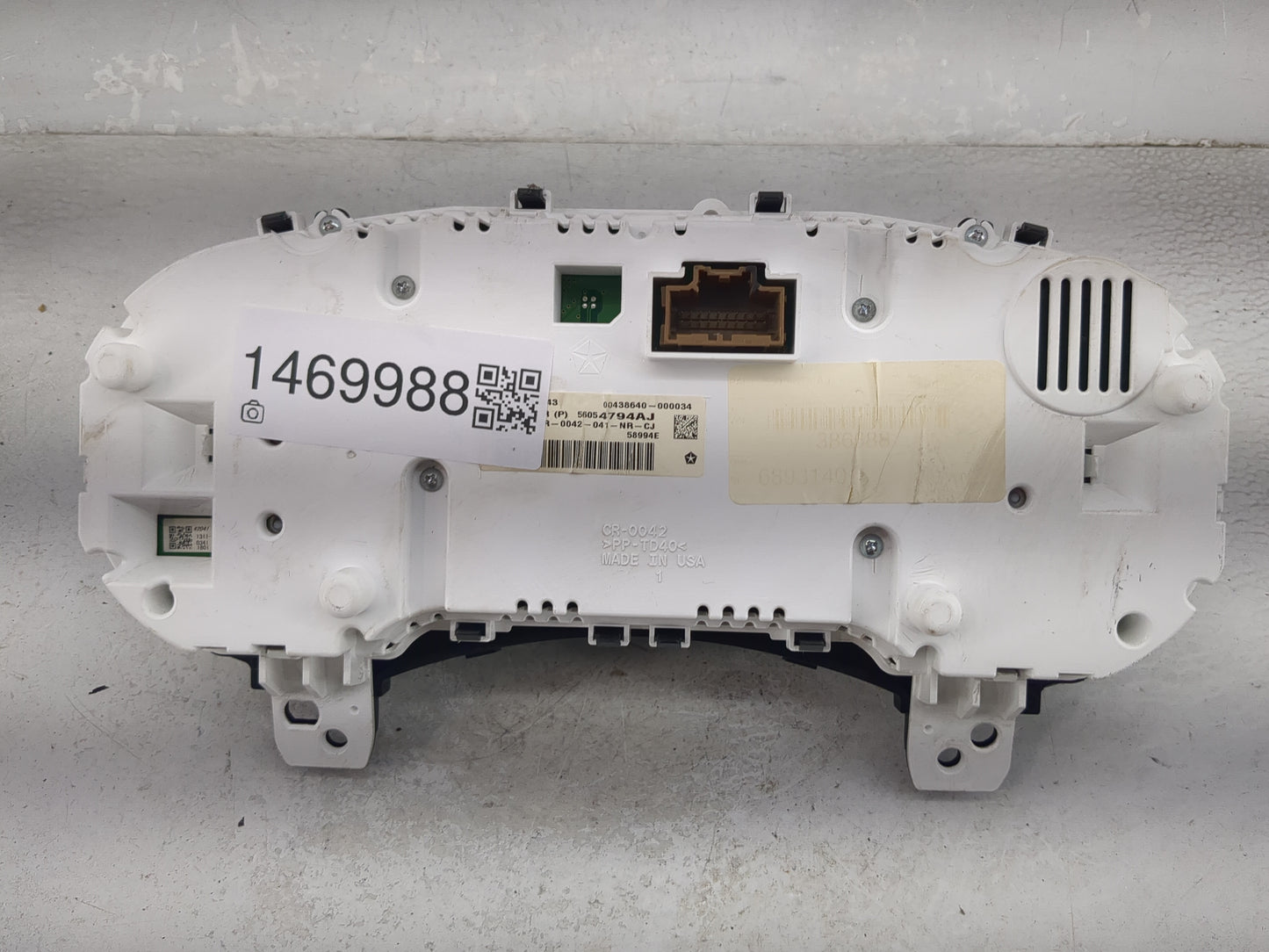 2014 Jeep Grand Cherokee Instrument Cluster Speedometer Gauges P/N:56054794AJ 00438640-000034, CR-0042-041-NR-CJ Miles: Fits