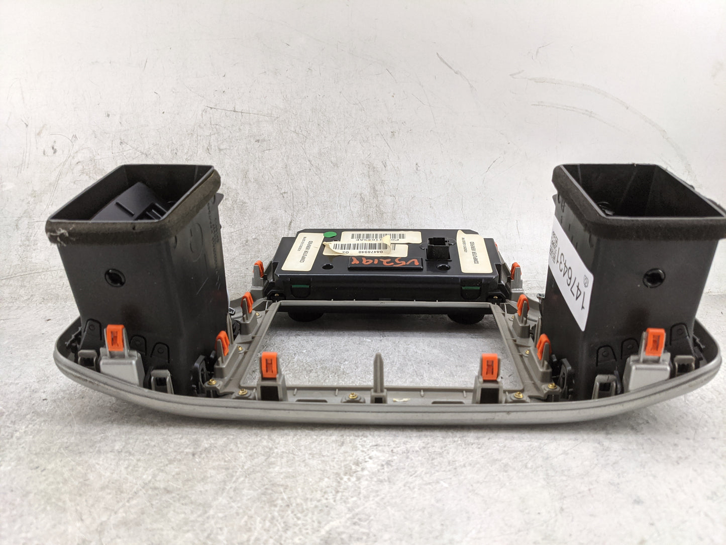 2014 Jeep Grand Cherokee Radio AM FM Cd Player Receiver Replacement P/N:P05091843AE 04478940 Fits OEM Used Auto Parts - Oemu