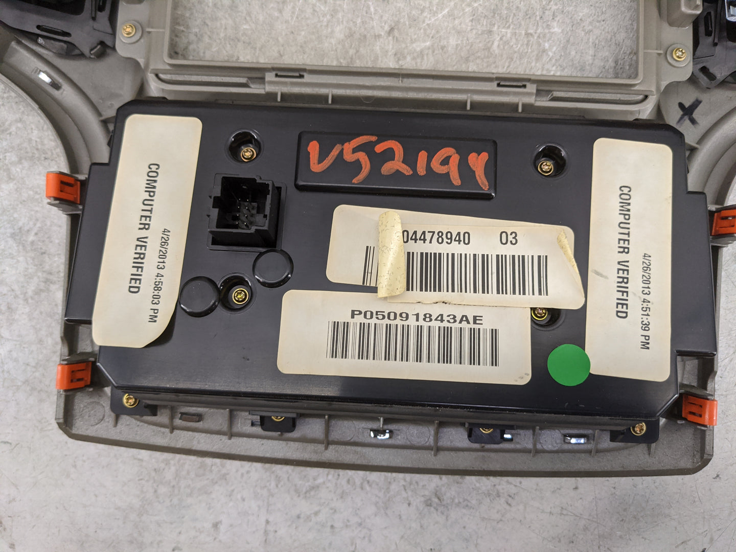 2014 Jeep Grand Cherokee Radio AM FM Cd Player Receiver Replacement P/N:P05091843AE 04478940 Fits OEM Used Auto Parts - Oemu