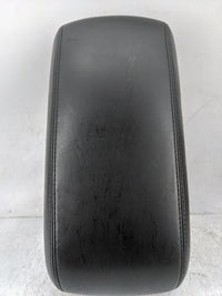 2014-2017 Jeep Grand Cherokee Center Console Armrest Cover Lid P/N:X85007200BL Fits Fits 2014 2015 2016 2017 OEM Used Auto P