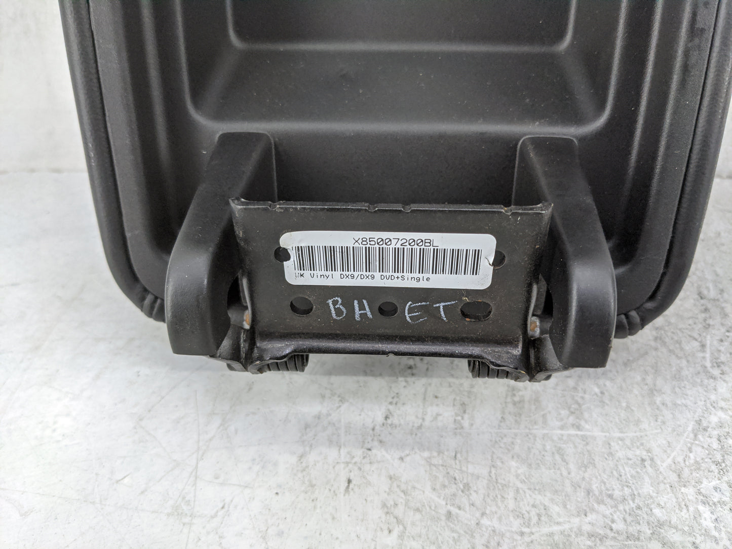 2014-2017 Jeep Grand Cherokee Center Console Armrest Cover Lid P/N:X85007200BL Fits Fits 2014 2015 2016 2017 OEM Used Auto P