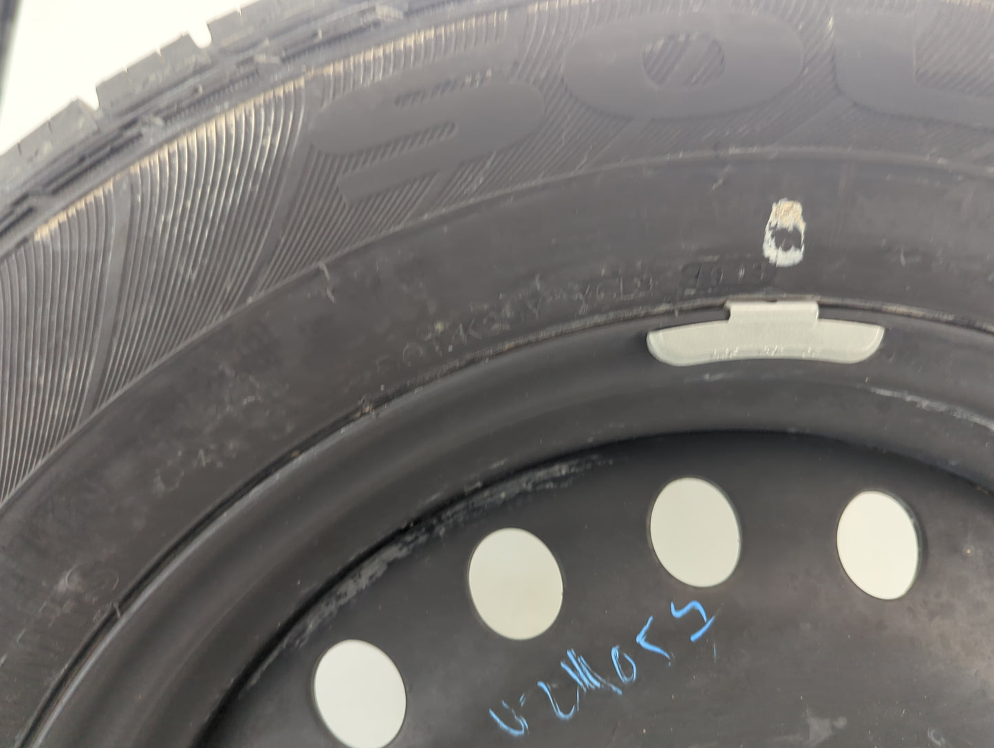 2011-2022 Jeep Grand Cherokee Spare Donut Tire Wheel Rim Oem 1486941 - Oemusedautoparts1.com