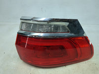 2014 Jeep Grand Cherokee Driver Left Side Deck Lid Mounted Tail Light 1513706 - Oemusedautoparts1.com
