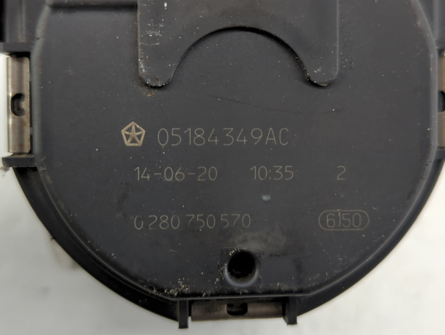 2011-2022 Jeep Grand Cherokee Throttle Body P/N:05184349AC Fits Fits 2011 2012 2013 2014 2015 2016 2017 2018 2019 2020 2021 