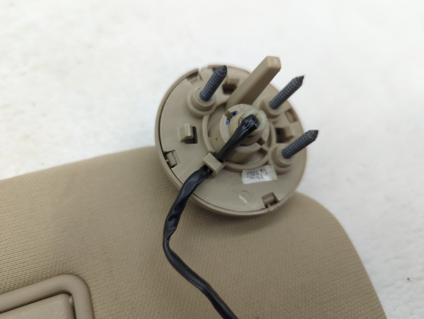 2014-2022 Jeep Grand Cherokee Sun Visor Shade Replacement Passenger Right Mirror Fits OEM Used Auto Parts - Oemusedautoparts