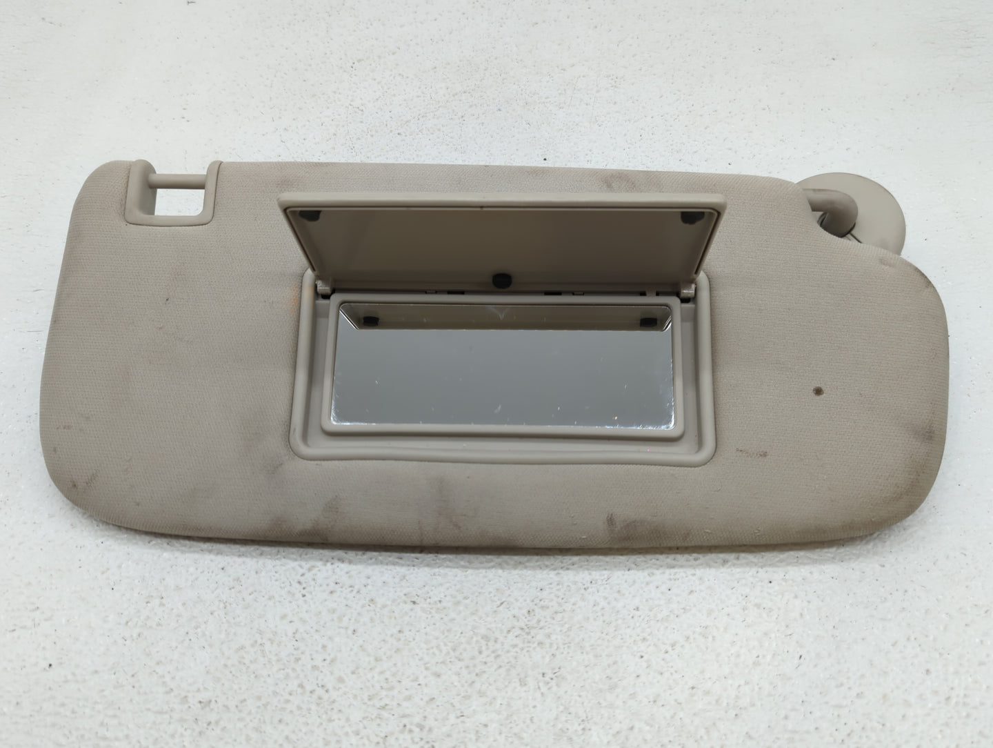 2013 Jeep Grand Cherokee Sun Visor Shade Replacement Passenger Right Mirror Fits OEM Used Auto Parts - Oemusedautoparts1.com