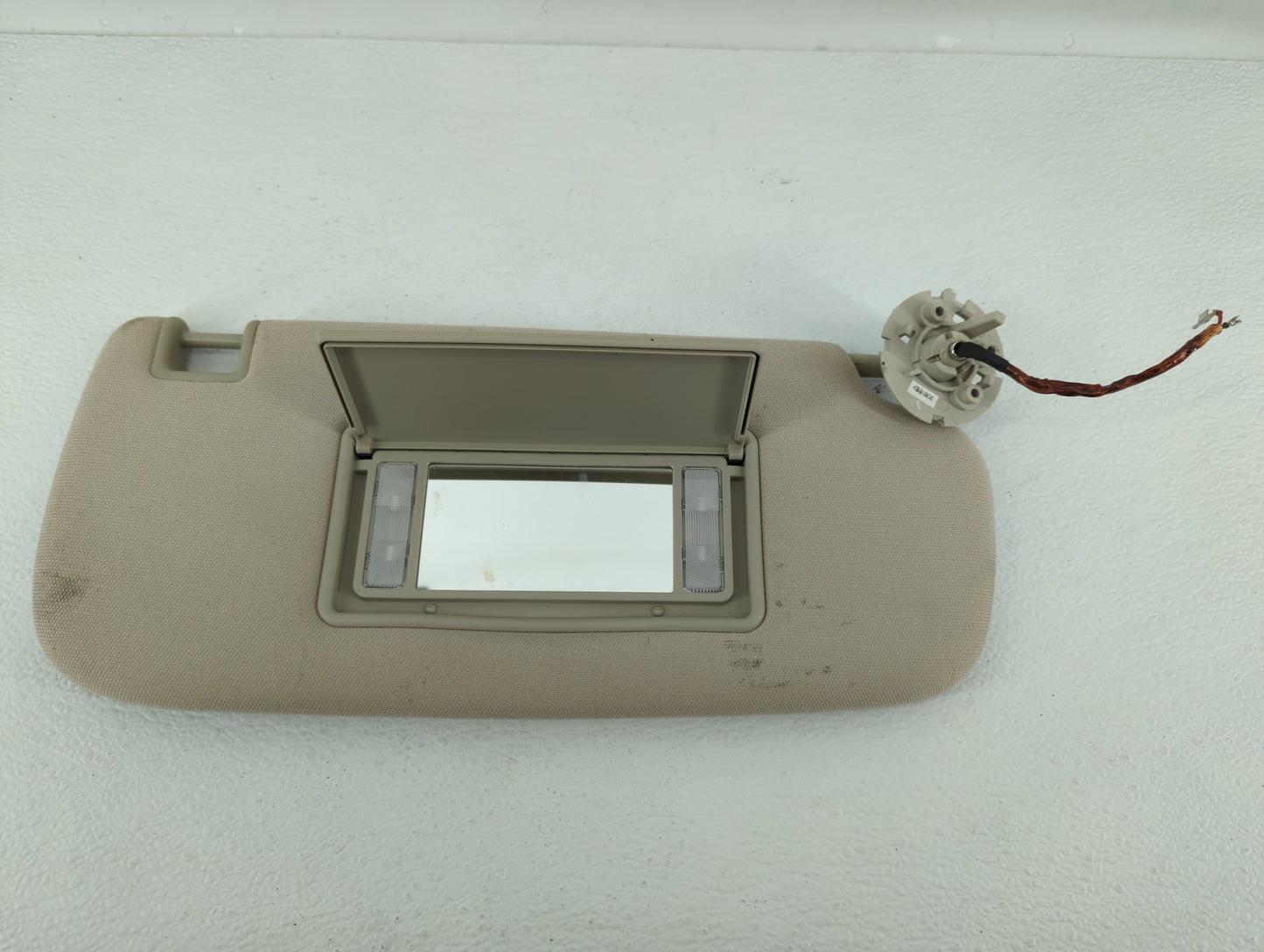 2014-2022 Jeep Grand Cherokee Sun Visor Shade Replacement Passenger Right Mirror Fits OEM Used Auto Parts - Oemusedautoparts