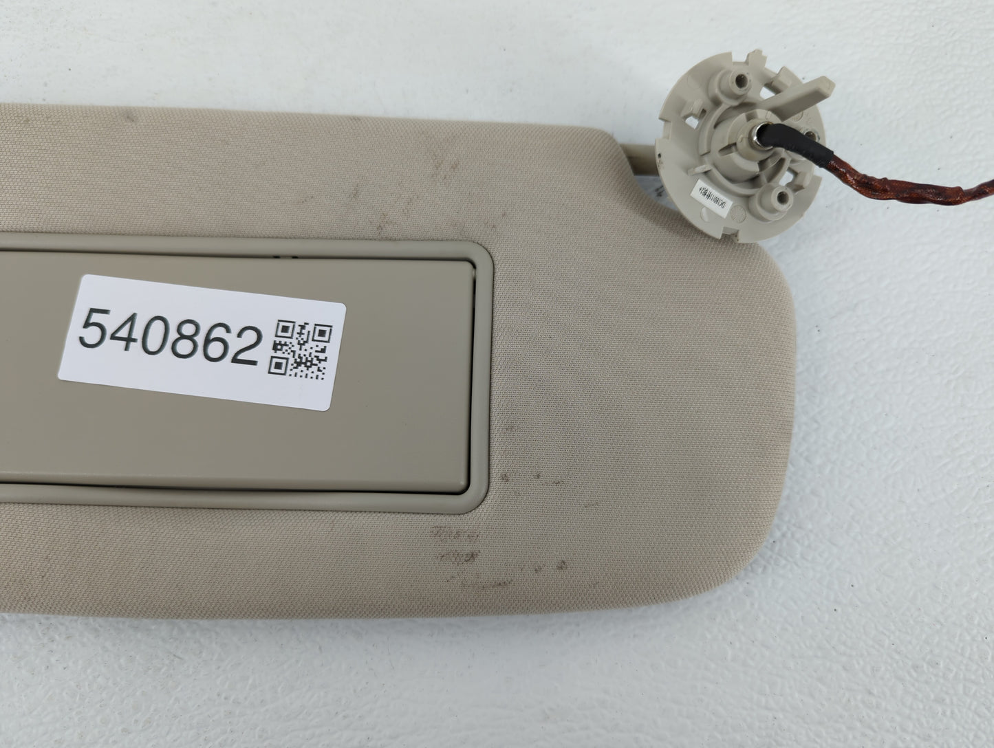 2014-2022 Jeep Grand Cherokee Sun Visor Shade Replacement Passenger Right Mirror Fits OEM Used Auto Parts - Oemusedautoparts