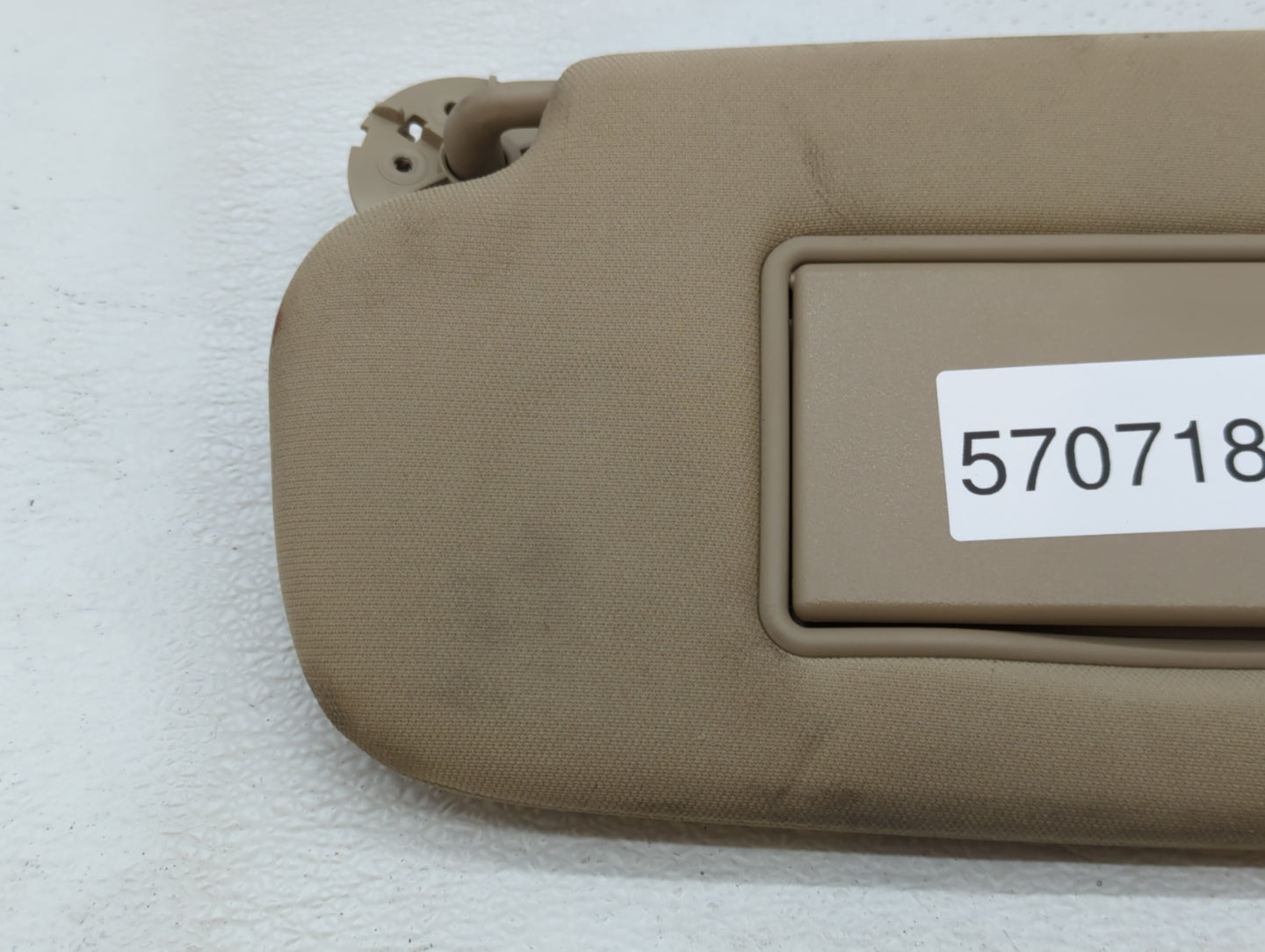 2014-2022 Jeep Grand Cherokee Sun Visor Shade Replacement Passenger Right Mirror Fits OEM Used Auto Parts - Oemusedautoparts