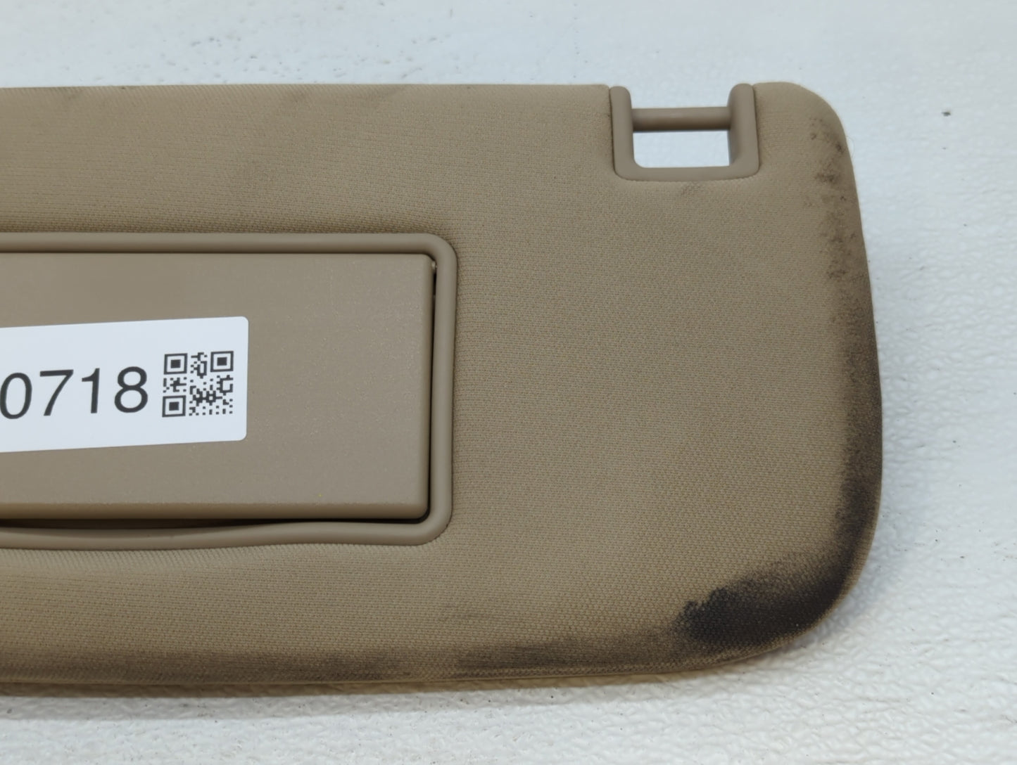 2014-2022 Jeep Grand Cherokee Sun Visor Shade Replacement Passenger Right Mirror Fits OEM Used Auto Parts - Oemusedautoparts