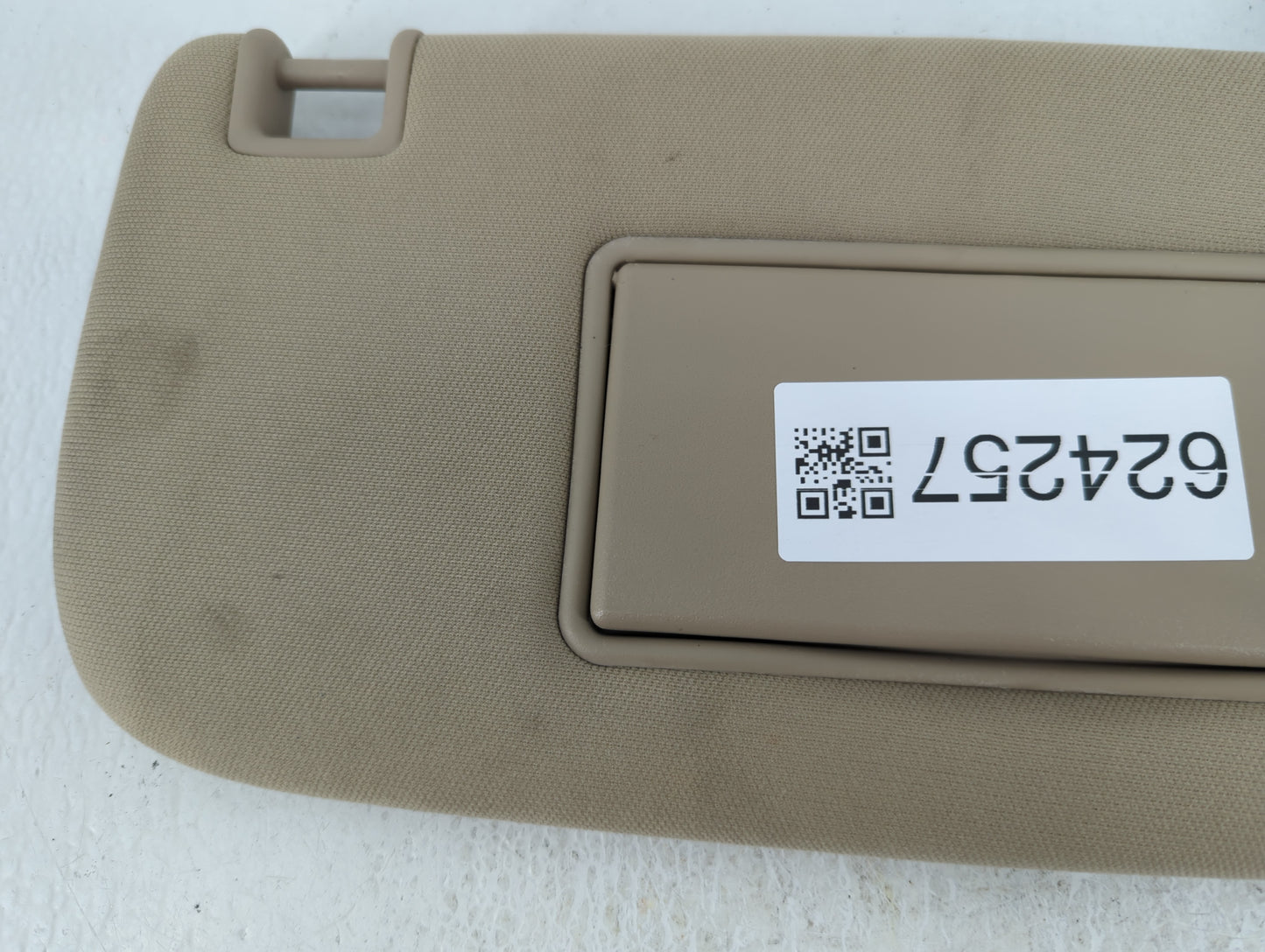 2014-2022 Jeep Grand Cherokee Sun Visor Shade Replacement Passenger Right Mirror Fits OEM Used Auto Parts - Oemusedautoparts