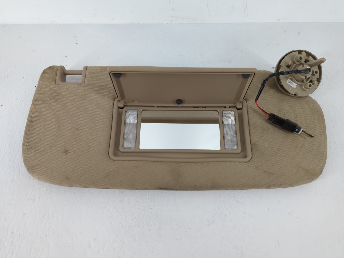 2014-2022 Jeep Grand Cherokee Sun Visor Shade Replacement Passenger Right Mirror Fits OEM Used Auto Parts - Oemusedautoparts