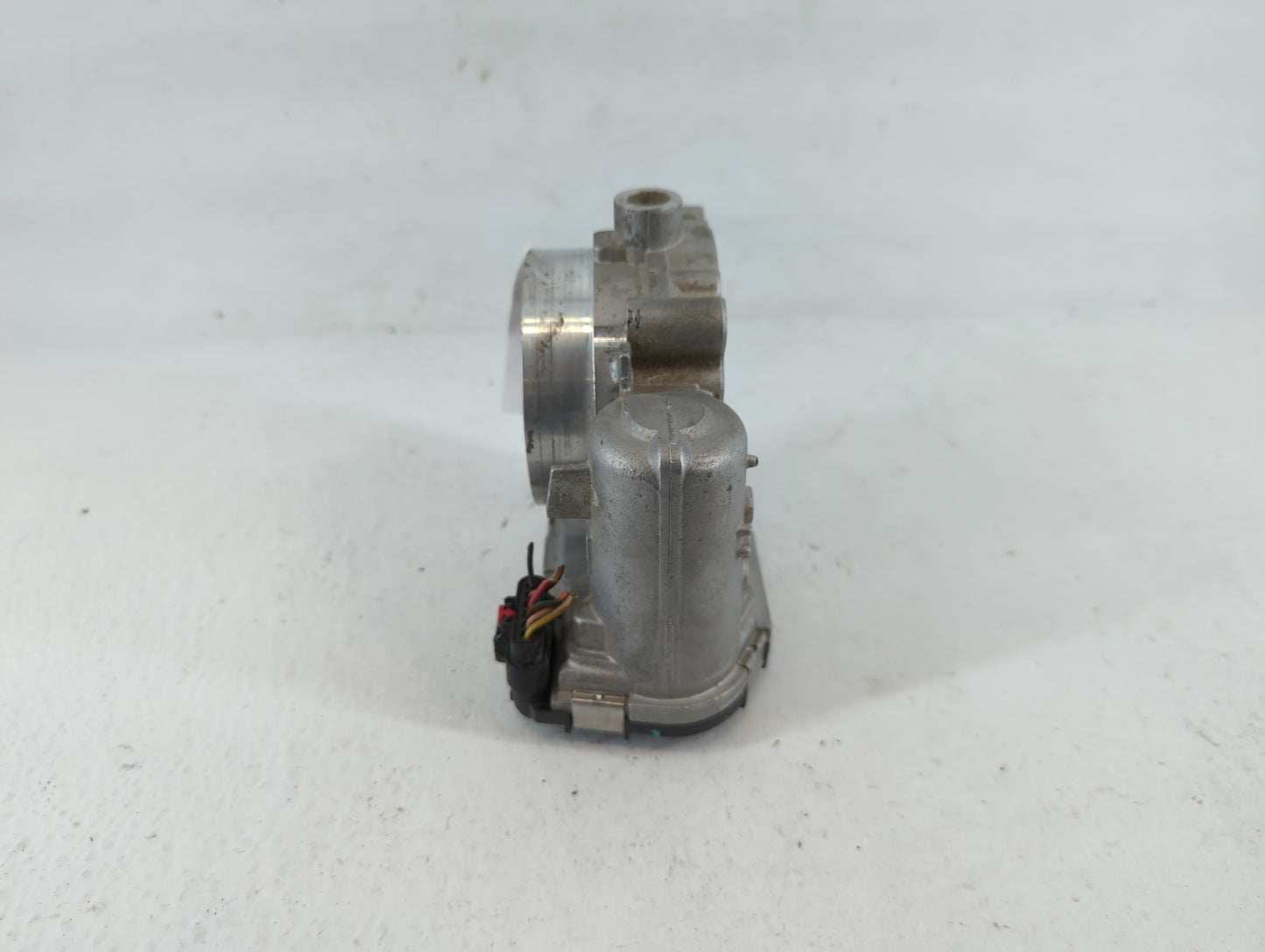 2011-2022 Jeep Grand Cherokee Throttle Body P/N:05184349AC 0 280 750 570 Fits OEM Used Auto Parts - Oemusedautoparts1.com