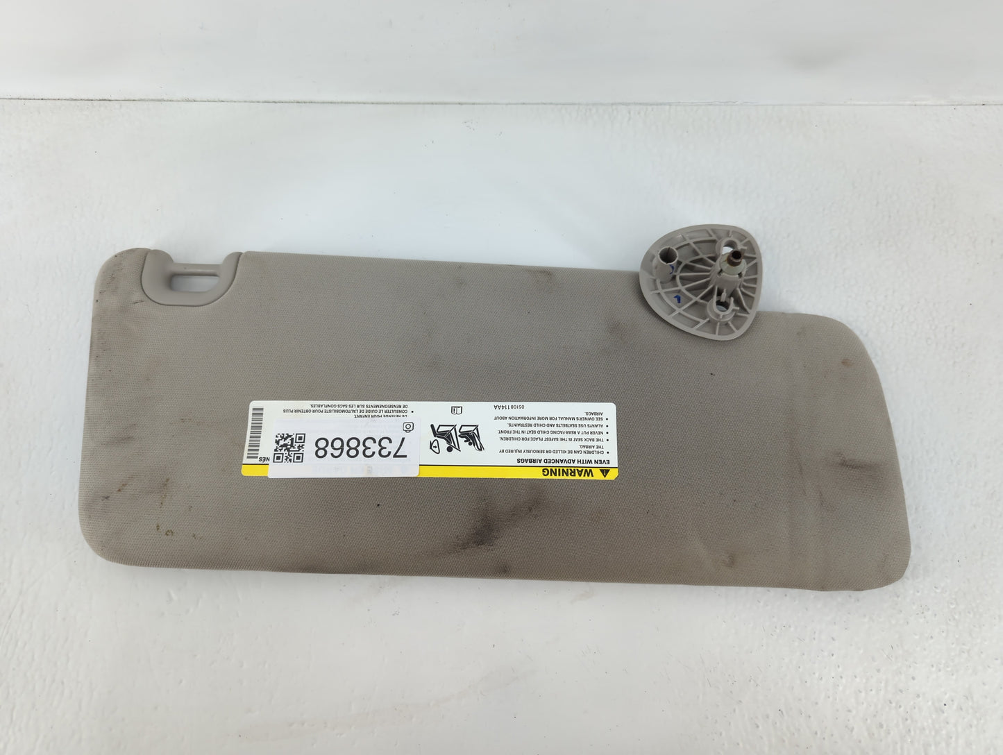 2014 Jeep Grand Cherokee Sun Visor Shade Replacement Driver Left Mirror Fits OEM Used Auto Parts - Oemusedautoparts1.com