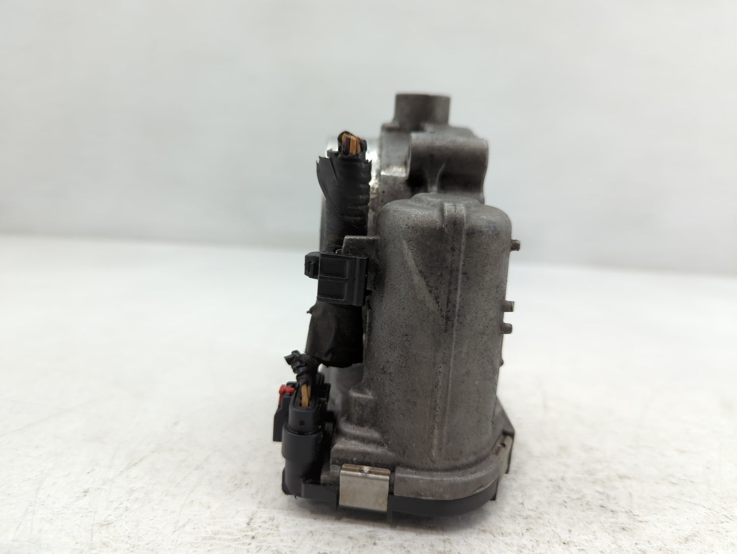 2011-2022 Jeep Grand Cherokee Throttle Body P/N:05184349AC Fits Fits 2011 2012 2013 2014 2015 2016 2017 2018 2019 2020 2021 
