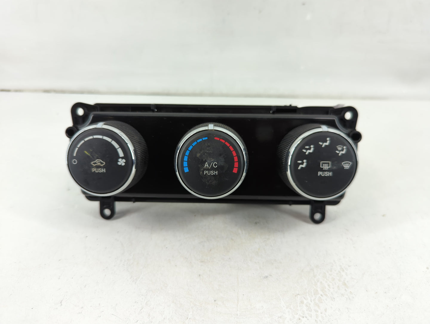 2011-2017 Jeep Patriot Climate Control Module Temperature AC/Heater Replacement P/N:P55111278AE Fits OEM Used Auto Parts - O